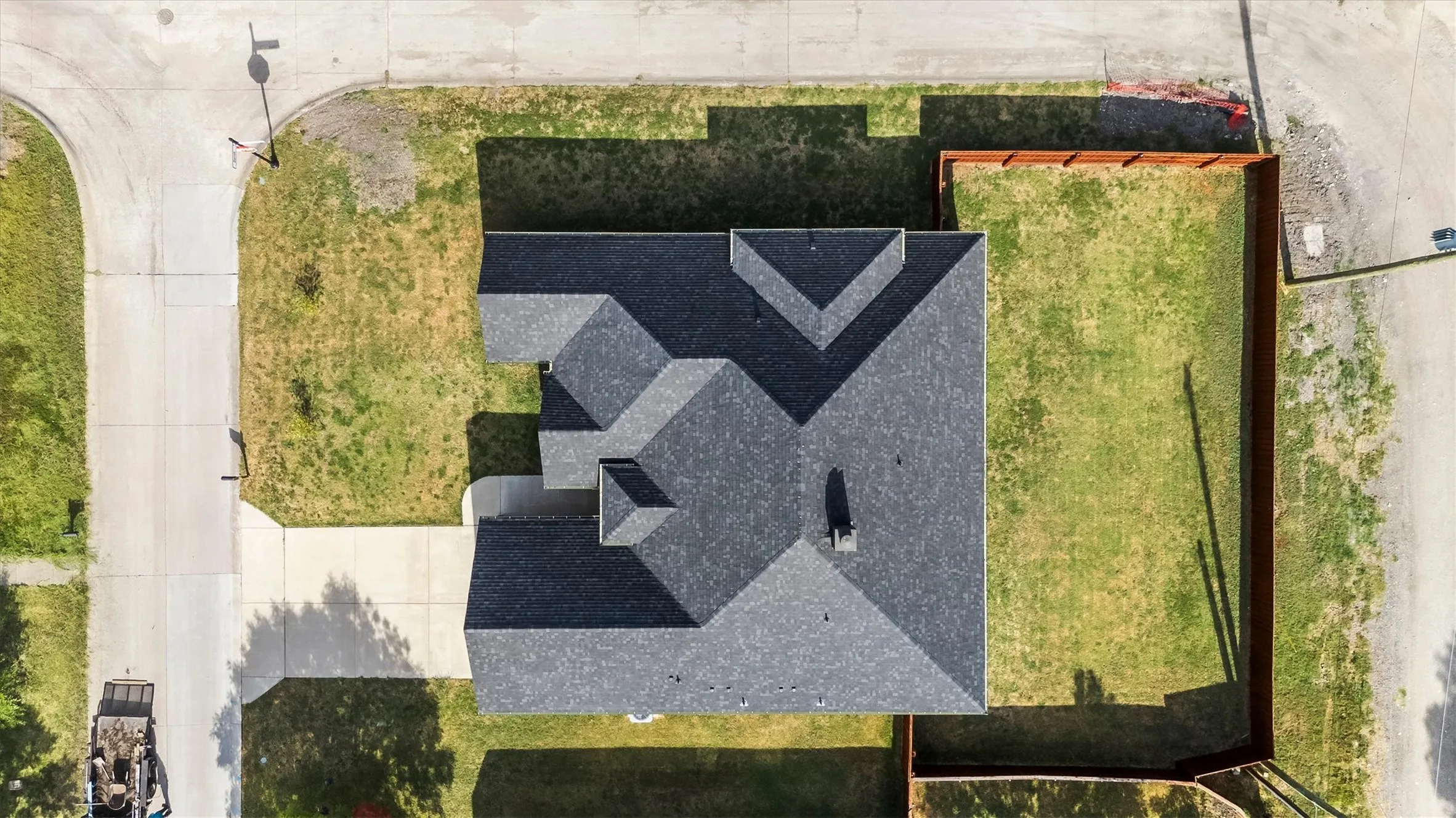 Huge corner lot