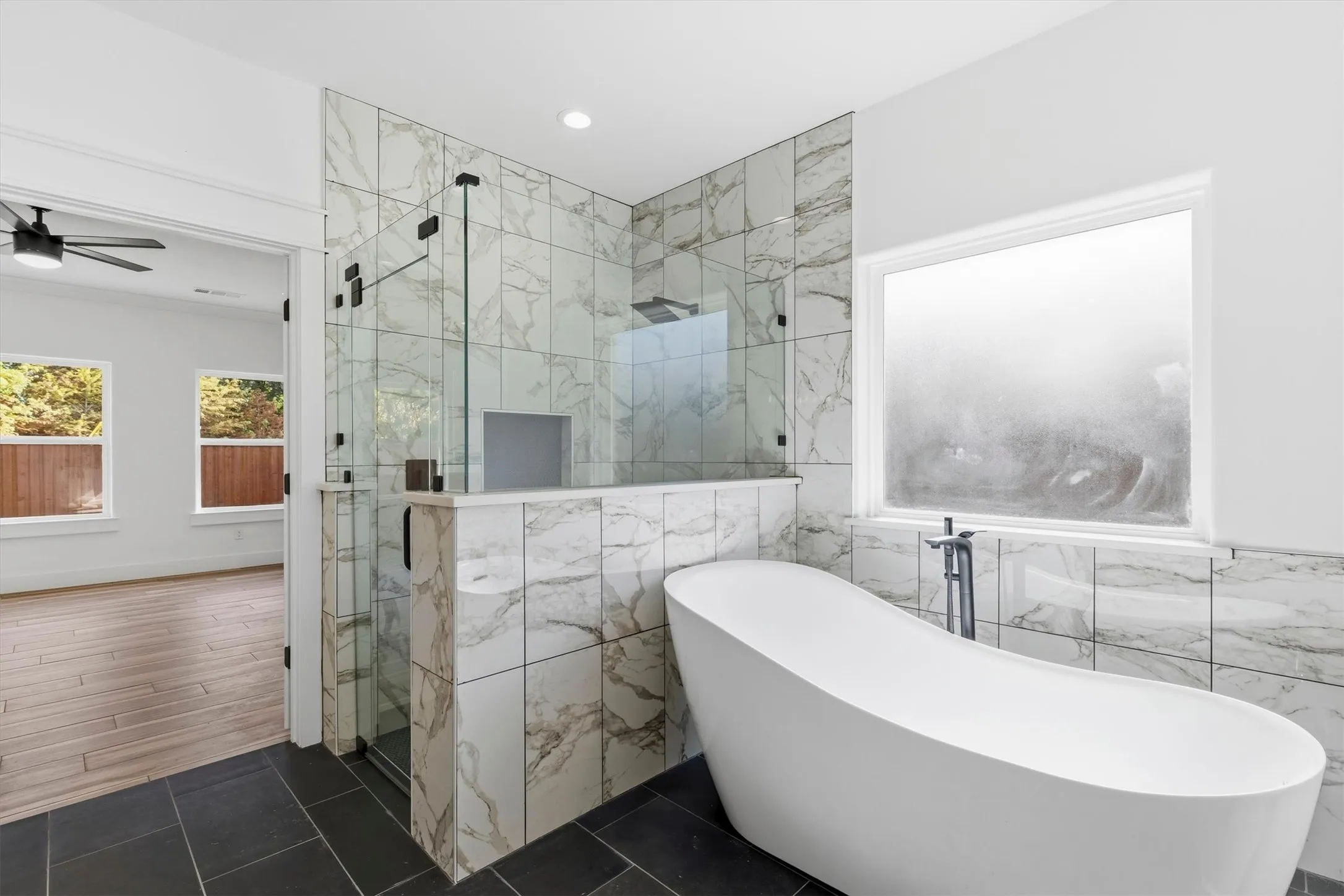 Separate stand alone soaking tub