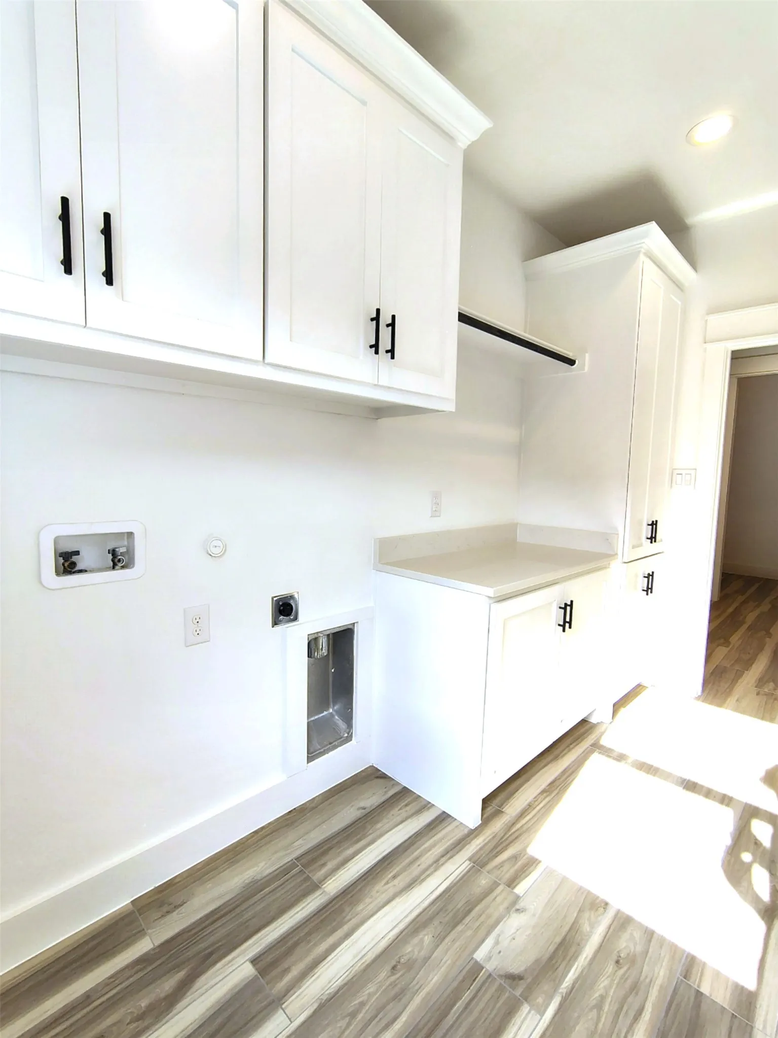 Single Family Residence For Sale in Rockwall County , 101 Darrell Drive, Heath, Texas 75032, 4 Bedroom, 3 Bathroom, 2 Garage spaces, 2,500 Sqft, built in 2023, mls#21365654, Real Estate Agent in Heath, Homes For Sale in Rockwall county, Homes For Sale in Heath, Realtor in Heath Texas, Real Estate Brokerage Independent Realty Texas, Luminita Cordes Realtor