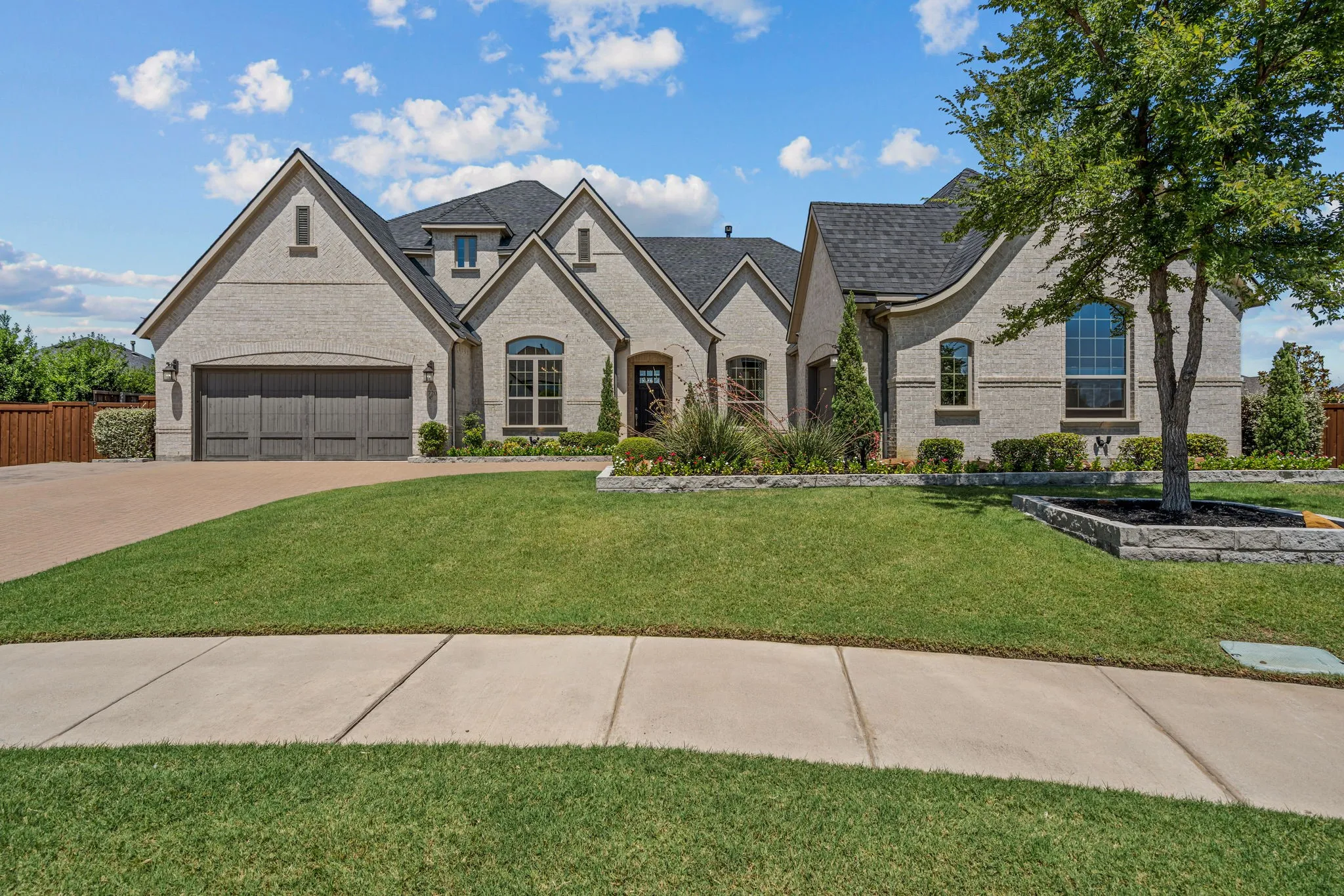 Single Family Residence For Sale in Collin County , 1720 Lexington Avenue, Prosper, Texas 75078, 4 Bedroom, 5 Bathroom, 3 Garage spaces, 3,633 Sqft, built in 2018, mls#21364102, Real Estate Agent in Prosper, Homes For Sale in Collin county, Homes For Sale in Prosper, Realtor in Prosper Texas, Real Estate Brokerage Independent Realty Texas, Luminita Cordes Realtor