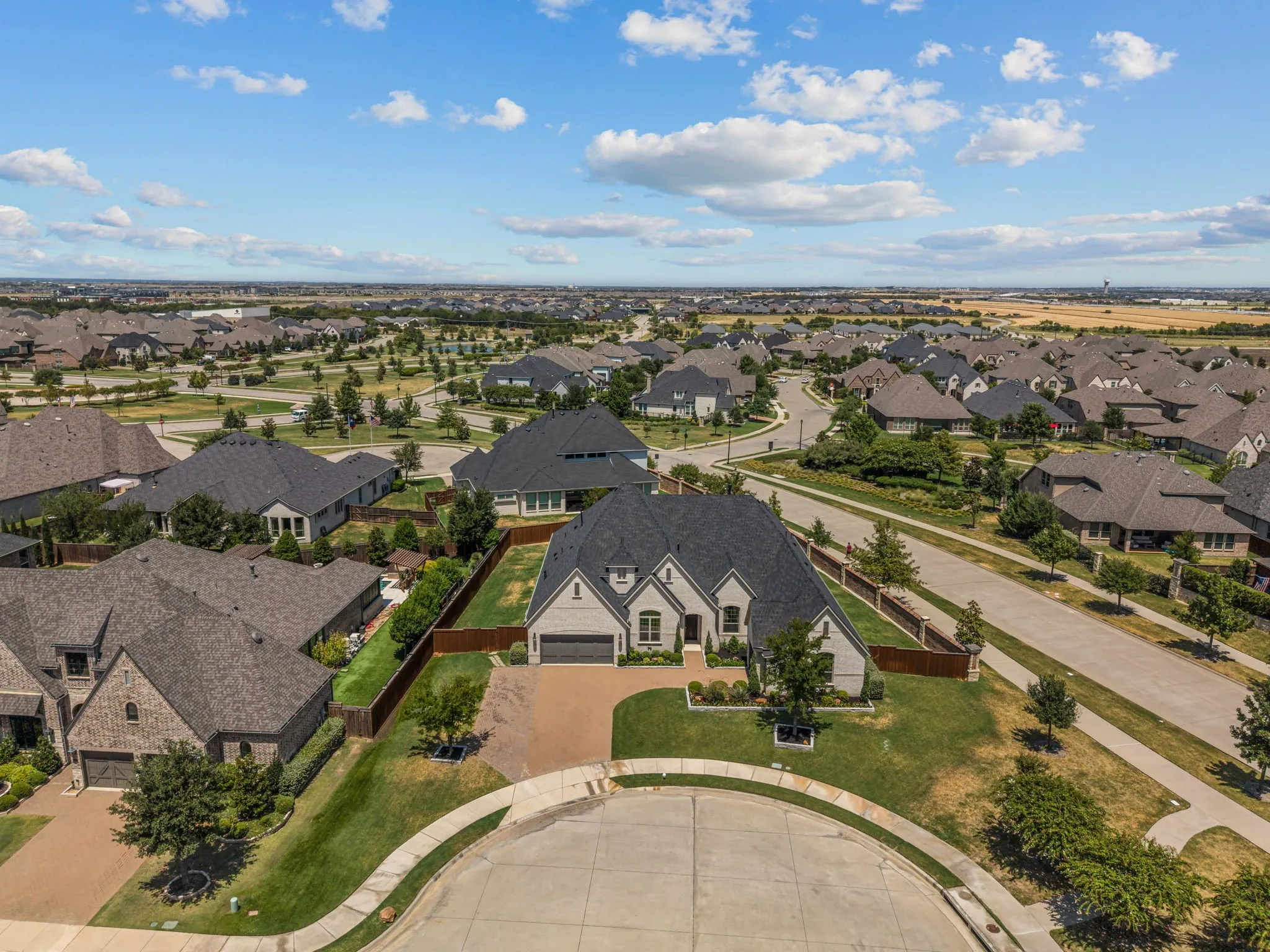 Single Family Residence For Sale in Collin County , 1720 Lexington Avenue, Prosper, Texas 75078, 4 Bedroom, 5 Bathroom, 3 Garage spaces, 3,633 Sqft, built in 2018, mls#21364102, Real Estate Agent in Prosper, Homes For Sale in Collin county, Homes For Sale in Prosper, Realtor in Prosper Texas, Real Estate Brokerage Independent Realty Texas, Luminita Cordes Realtor