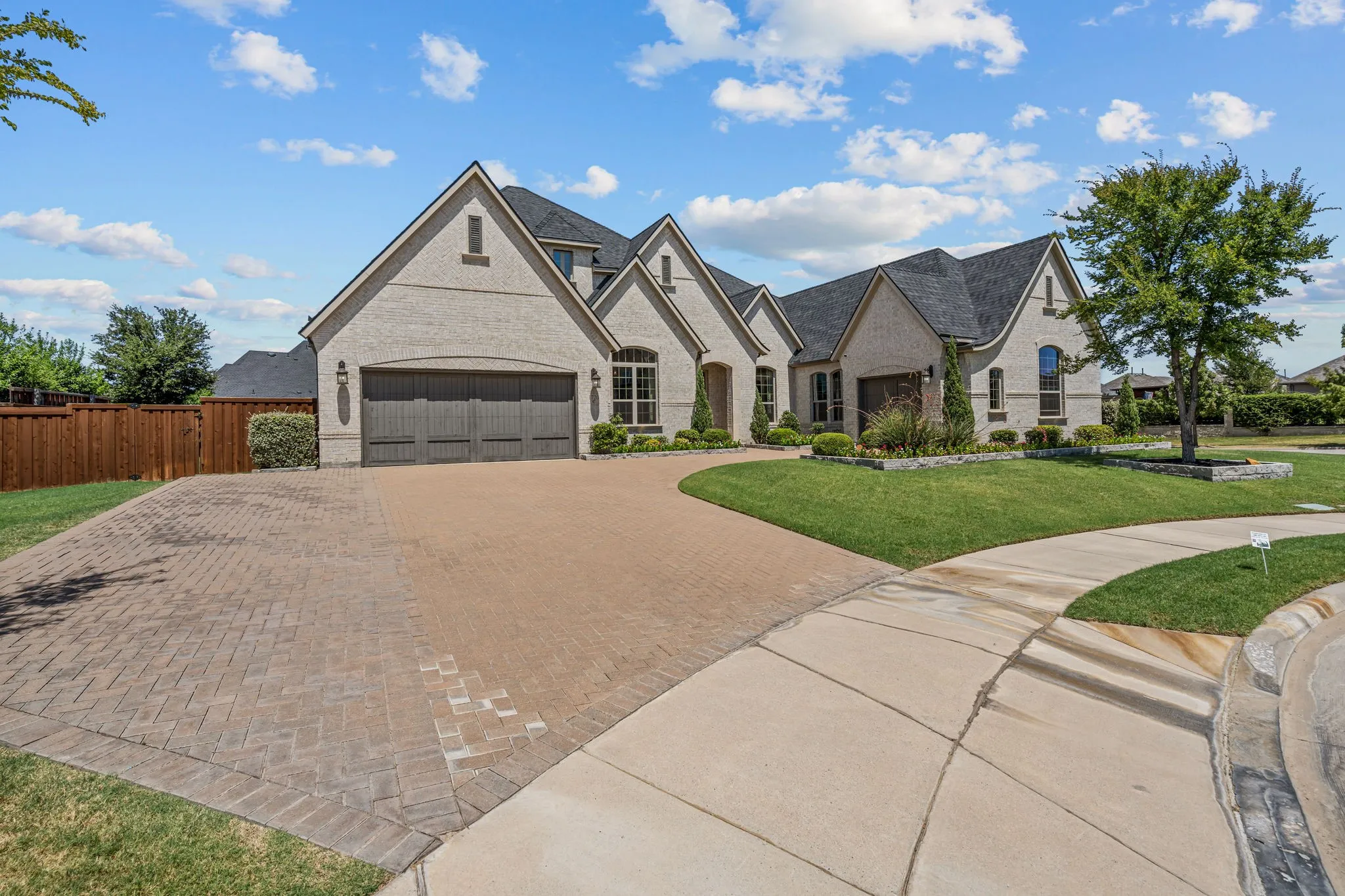 Single Family Residence For Sale in Collin County , 1720 Lexington Avenue, Prosper, Texas 75078, 4 Bedroom, 5 Bathroom, 3 Garage spaces, 3,633 Sqft, built in 2018, mls#21364102, Real Estate Agent in Prosper, Homes For Sale in Collin county, Homes For Sale in Prosper, Realtor in Prosper Texas, Real Estate Brokerage Independent Realty Texas, Luminita Cordes Realtor
