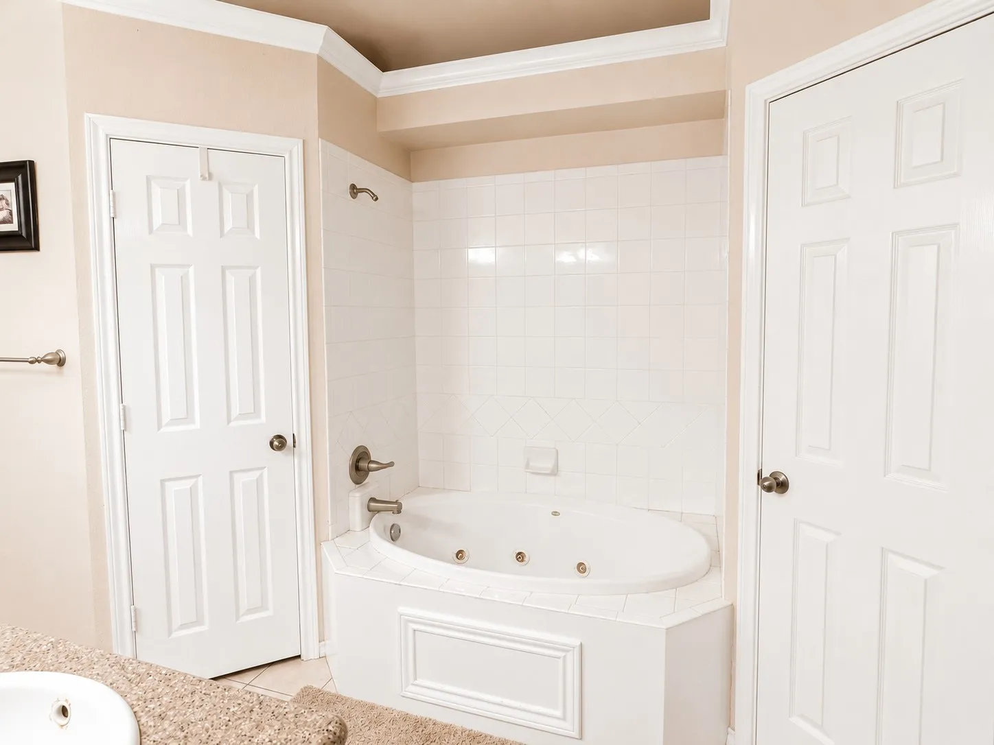 Single Family Residence For Rent in Denton County , 809 Mesa Drive, Sanger, Texas 76266, 3 Bedroom, 2 Bathroom, 2 Garage spaces, 1,323 Sqft, built in 2001, mls#21365889, Real Estate Agent in Sanger, Homes For Rent in Denton county, Homes For Rent in Sanger, Realtor in Sanger Texas, Real Estate Brokerage Independent Realty Texas, Luminita Cordes Realtor