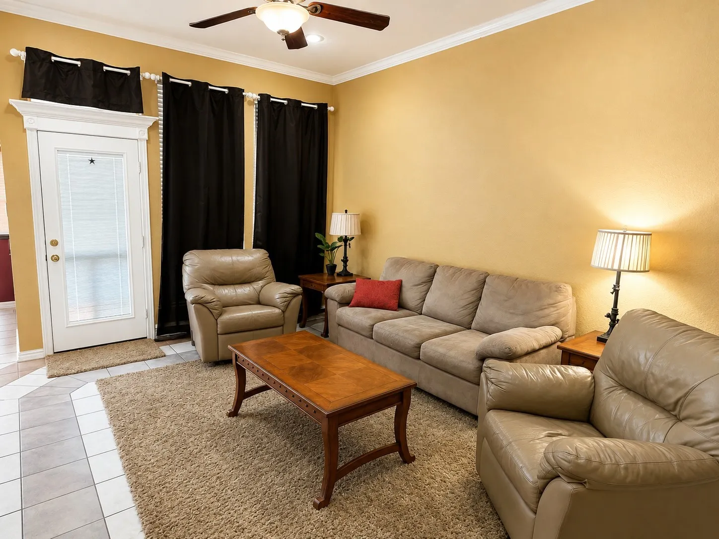 Single Family Residence For Rent in Denton County , 809 Mesa Drive, Sanger, Texas 76266, 3 Bedroom, 2 Bathroom, 2 Garage spaces, 1,323 Sqft, built in 2001, mls#21365889, Real Estate Agent in Sanger, Homes For Rent in Denton county, Homes For Rent in Sanger, Realtor in Sanger Texas, Real Estate Brokerage Independent Realty Texas, Luminita Cordes Realtor