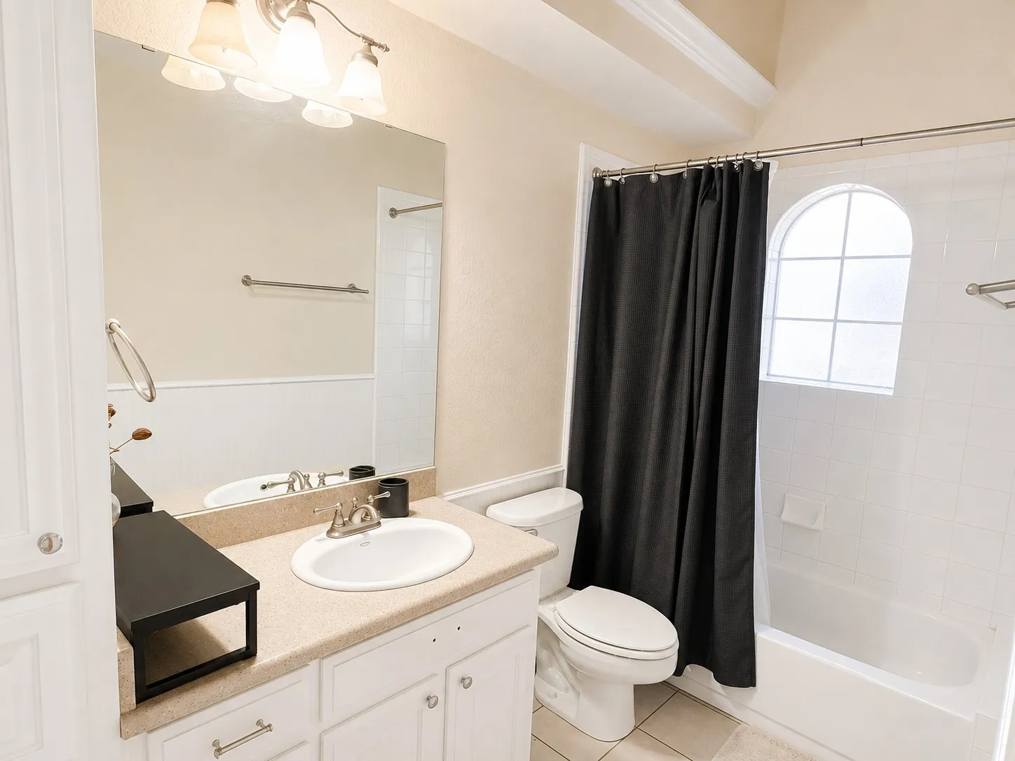 Single Family Residence For Rent in Denton County , 809 Mesa Drive, Sanger, Texas 76266, 3 Bedroom, 2 Bathroom, 2 Garage spaces, 1,323 Sqft, built in 2001, mls#21365889, Real Estate Agent in Sanger, Homes For Rent in Denton county, Homes For Rent in Sanger, Realtor in Sanger Texas, Real Estate Brokerage Independent Realty Texas, Luminita Cordes Realtor