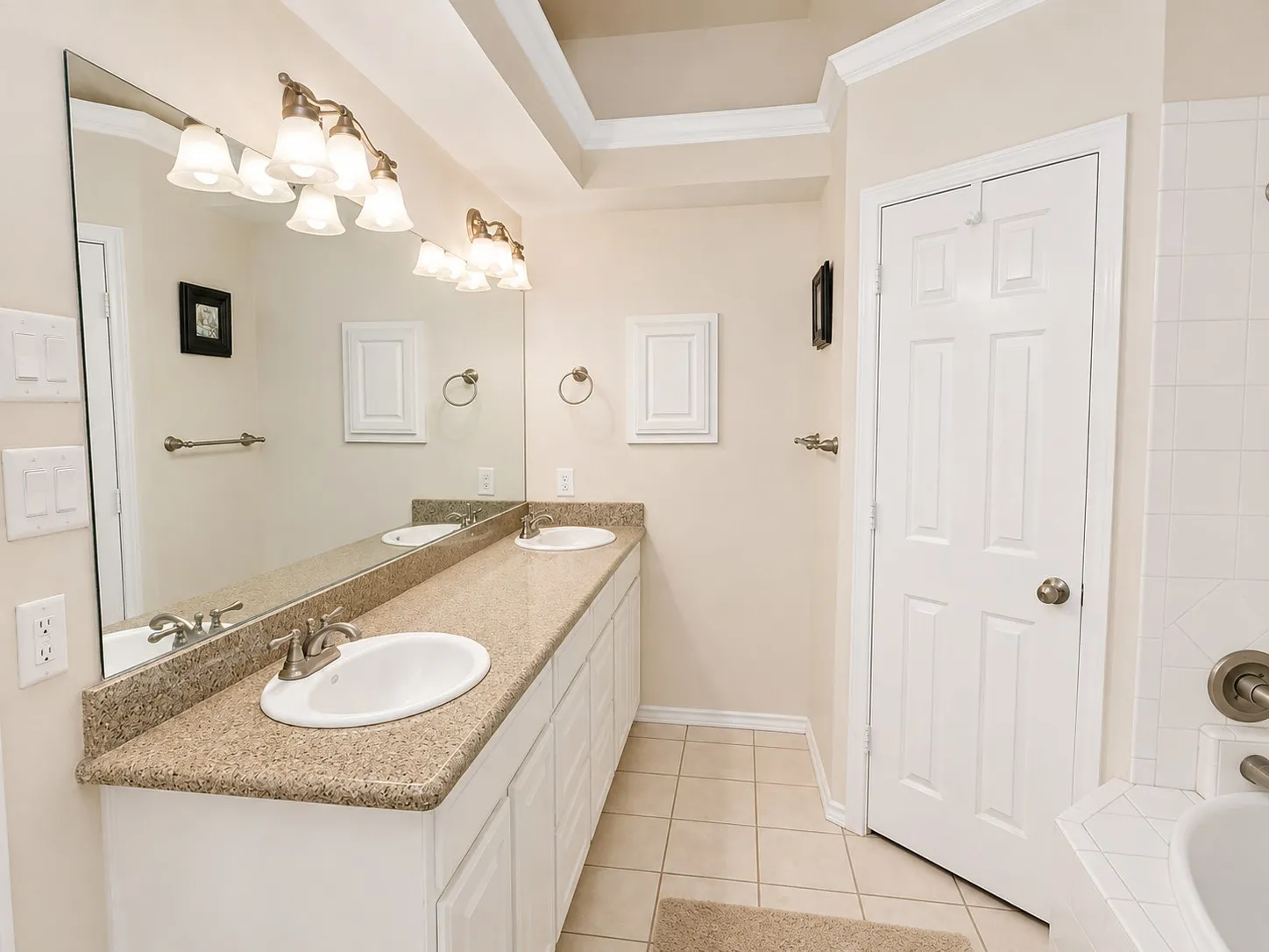 Single Family Residence For Rent in Denton County , 809 Mesa Drive, Sanger, Texas 76266, 3 Bedroom, 2 Bathroom, 2 Garage spaces, 1,323 Sqft, built in 2001, mls#21365889, Real Estate Agent in Sanger, Homes For Rent in Denton county, Homes For Rent in Sanger, Realtor in Sanger Texas, Real Estate Brokerage Independent Realty Texas, Luminita Cordes Realtor