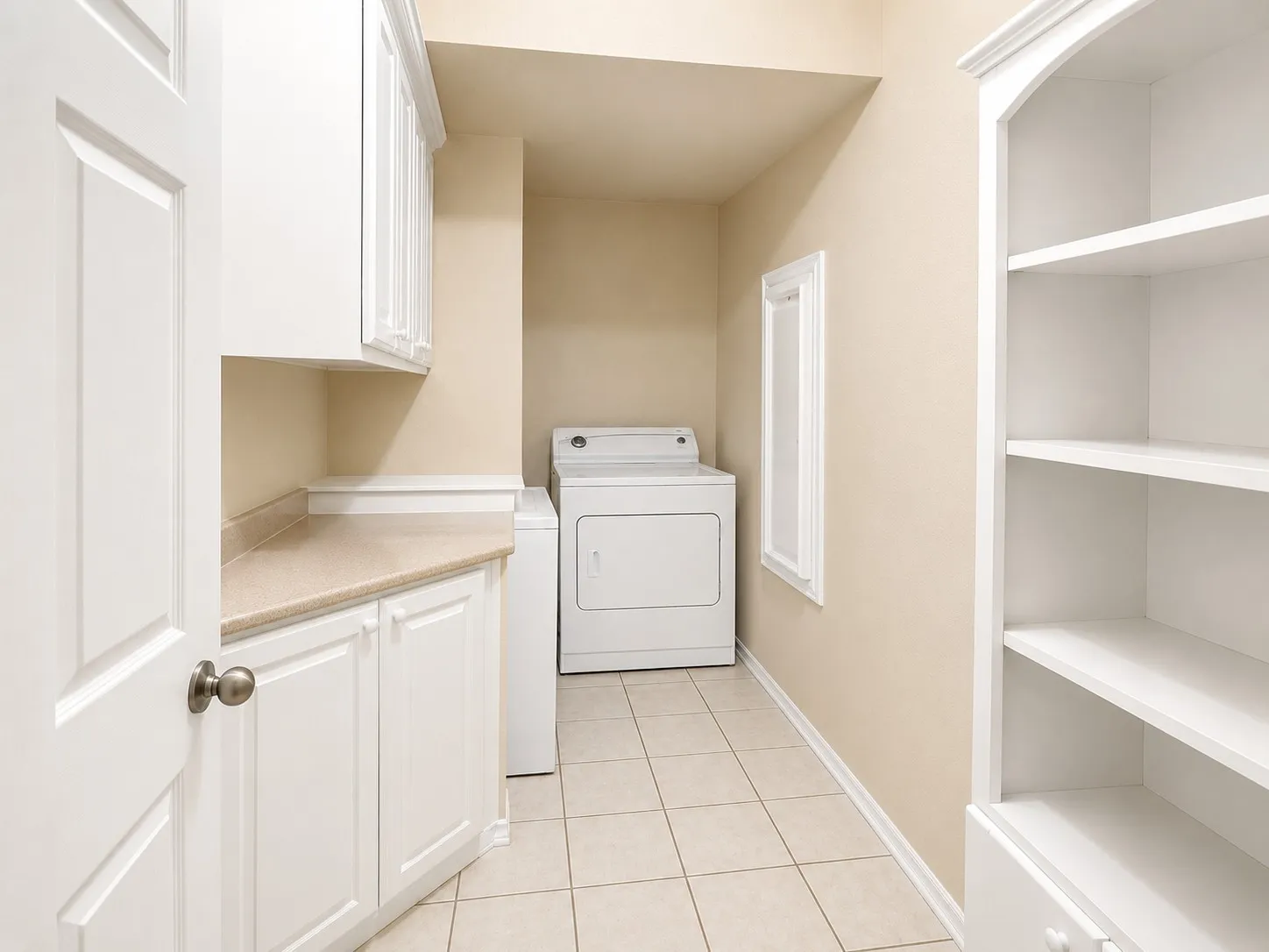 Single Family Residence For Rent in Denton County , 809 Mesa Drive, Sanger, Texas 76266, 3 Bedroom, 2 Bathroom, 2 Garage spaces, 1,323 Sqft, built in 2001, mls#21365889, Real Estate Agent in Sanger, Homes For Rent in Denton county, Homes For Rent in Sanger, Realtor in Sanger Texas, Real Estate Brokerage Independent Realty Texas, Luminita Cordes Realtor