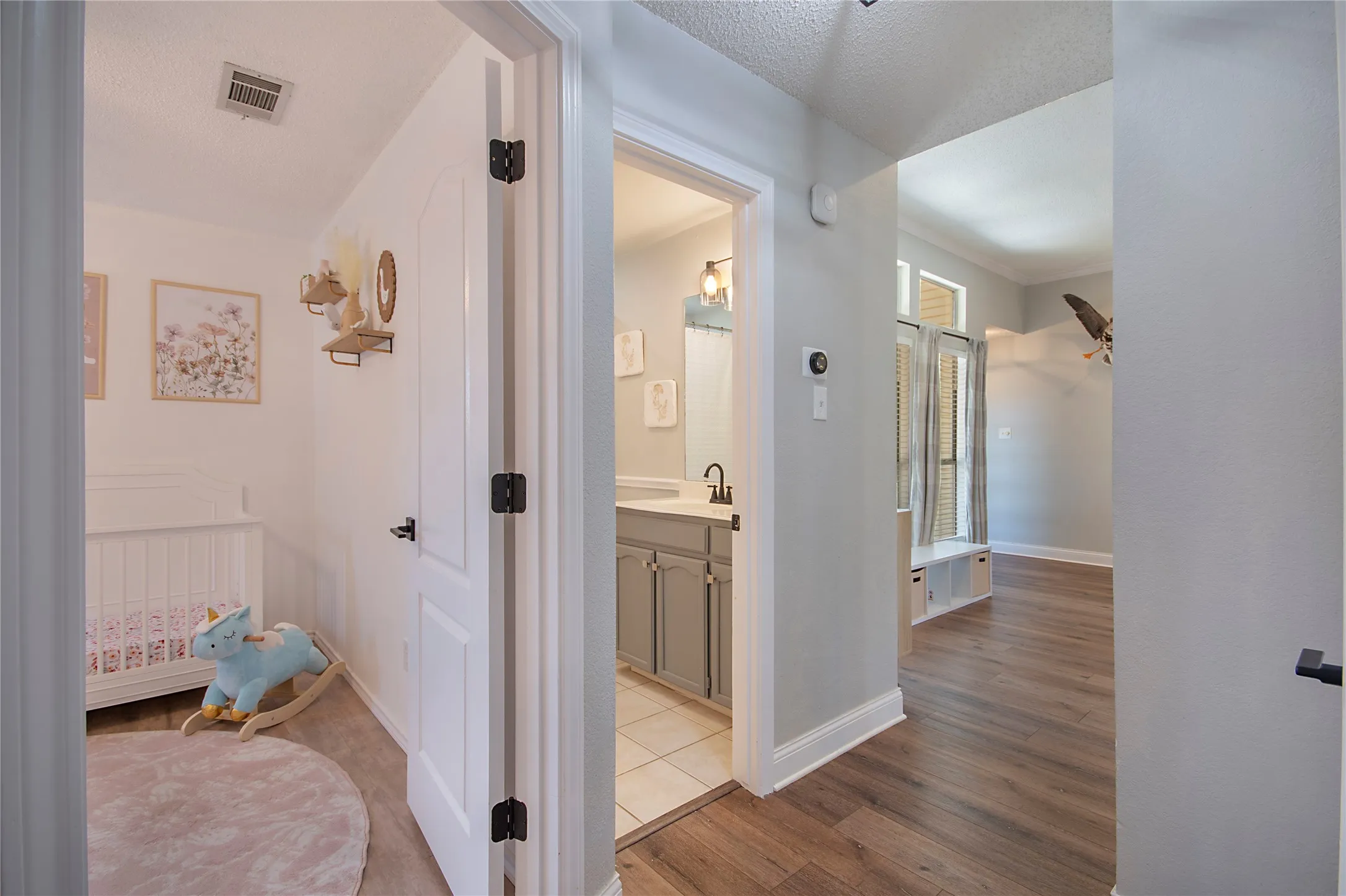 Single Family Residence For Sale in Tarrant County , 7429 Amber Drive, Watauga, Texas 76148, 3 Bedroom, 2 Bathroom, 2 Garage spaces, 1,671 Sqft, built in 1994, mls#21365673, Real Estate Agent in Watauga, Homes For Sale in Tarrant county, Homes For Sale in Watauga, Realtor in Watauga Texas, Real Estate Brokerage Independent Realty Texas, Luminita Cordes Realtor