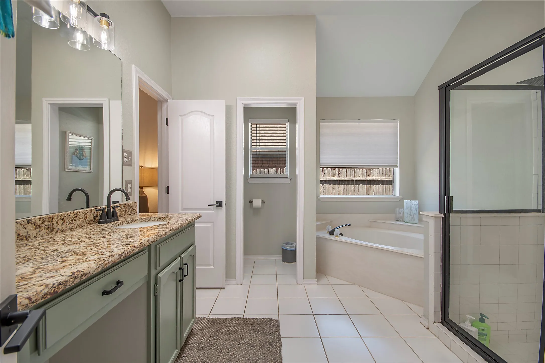 Single Family Residence For Sale in Tarrant County , 7429 Amber Drive, Watauga, Texas 76148, 3 Bedroom, 2 Bathroom, 2 Garage spaces, 1,671 Sqft, built in 1994, mls#21365673, Real Estate Agent in Watauga, Homes For Sale in Tarrant county, Homes For Sale in Watauga, Realtor in Watauga Texas, Real Estate Brokerage Independent Realty Texas, Luminita Cordes Realtor