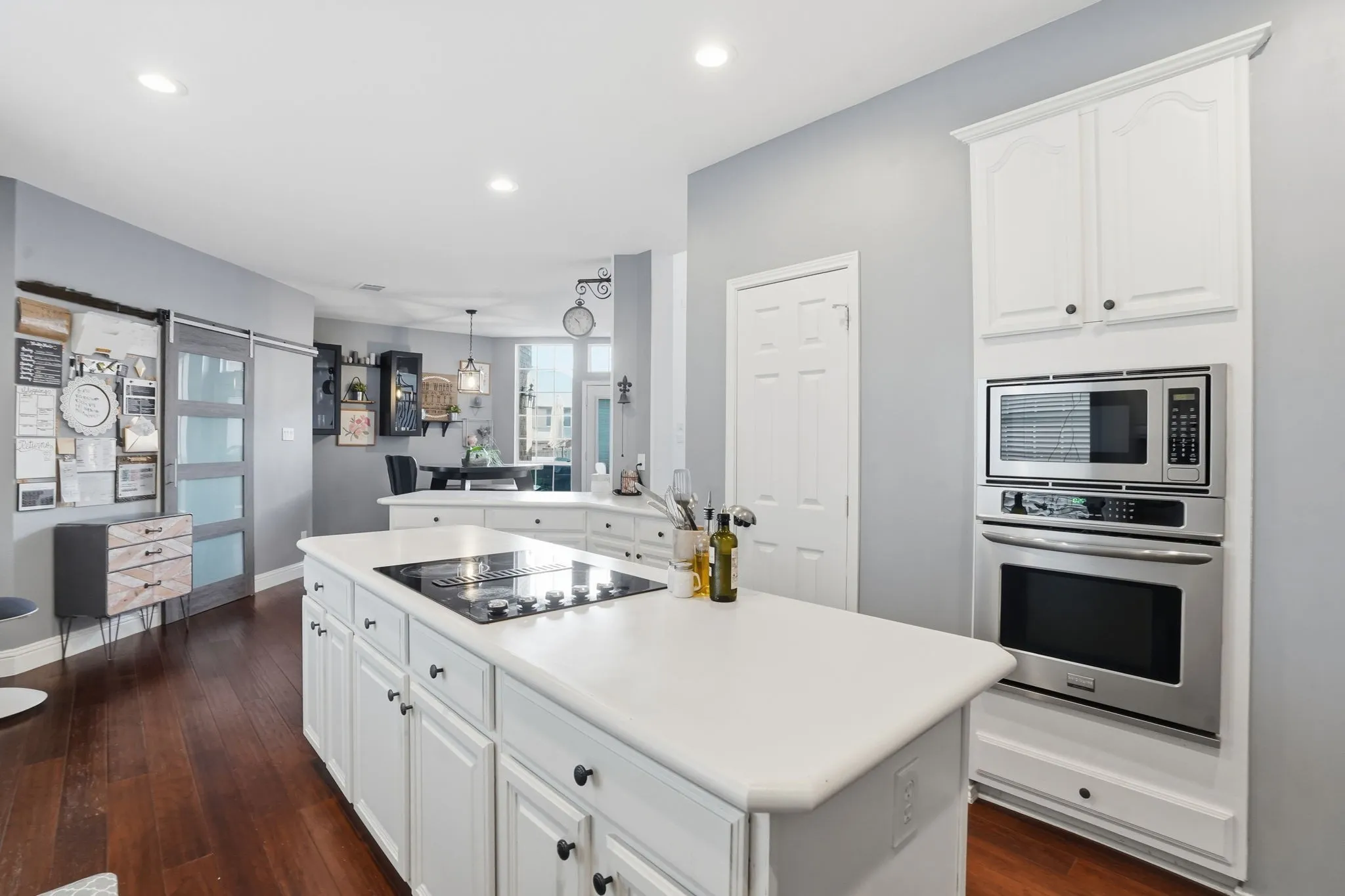 Single Family Residence For Sale in Collin County , 2603 Cheverny Drive, Mc Kinney, Texas 75070, 5 Bedroom, 4 Bathroom, 2 Garage spaces, 4,038 Sqft, built in 1995, mls#21363724, Real Estate Agent in Mc Kinney, Homes For Sale in Collin county, Homes For Sale in Mc Kinney, Realtor in Mc Kinney Texas, Real Estate Brokerage Independent Realty Texas, Luminita Cordes Realtor