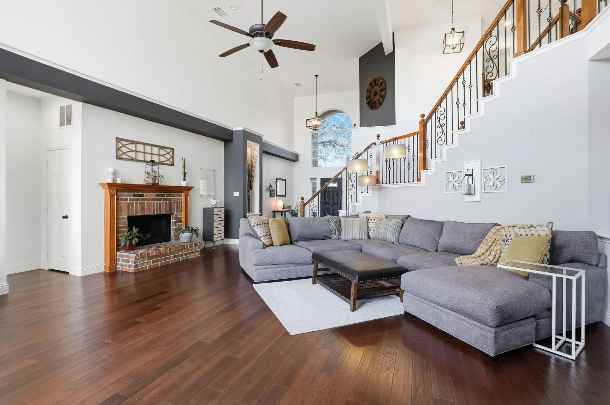 Single Family Residence For Sale in Collin County , 2603 Cheverny Drive, Mc Kinney, Texas 75070, 5 Bedroom, 4 Bathroom, 2 Garage spaces, 4,038 Sqft, built in 1995, mls#21363724, Real Estate Agent in Mc Kinney, Homes For Sale in Collin county, Homes For Sale in Mc Kinney, Realtor in Mc Kinney Texas, Real Estate Brokerage Independent Realty Texas, Luminita Cordes Realtor