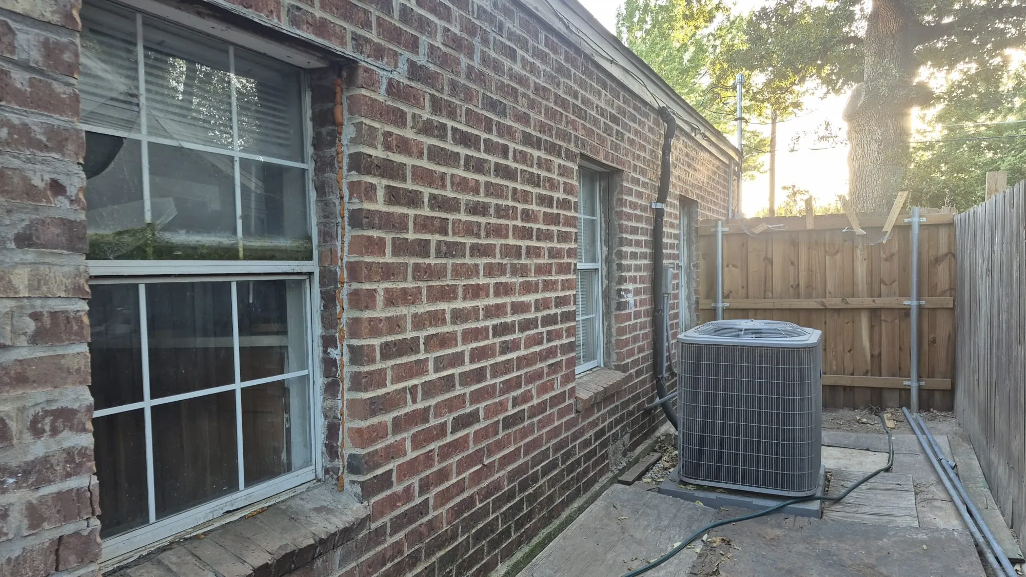 Single Family Residence For Sale in Dallas County , 1412 Balleywood Road, Irving, Texas 75060, 2 Bedroom, 3 Bathroom, Garage spaces, 1,353 Sqft, built in 1950, mls#21365896, Real Estate Agent in Irving, Homes For Sale in Dallas county, Homes For Sale in Irving, Realtor in Irving Texas, Real Estate Brokerage Independent Realty Texas, Luminita Cordes Realtor