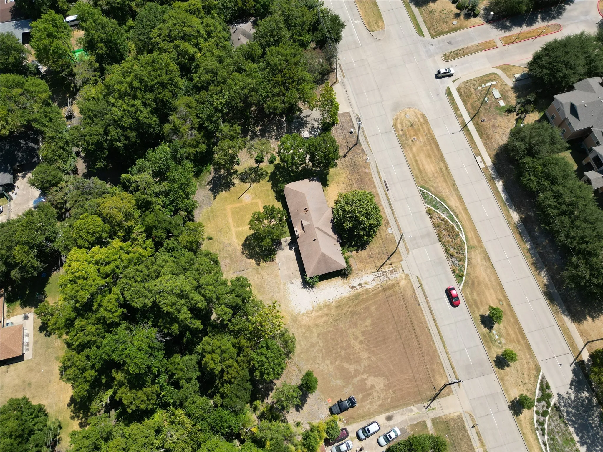 Single Family Residence For Sale in Dallas County , 1620 N Houston School Road, Lancaster, Texas 75134, 3 Bedroom, 2 Bathroom, 2 Garage spaces, 1,732 Sqft, built in 1965, mls#21365878, Real Estate Agent in Lancaster, Homes For Sale in Dallas county, Homes For Sale in Lancaster, Realtor in Lancaster Texas, Real Estate Brokerage Independent Realty Texas, Luminita Cordes Realtor