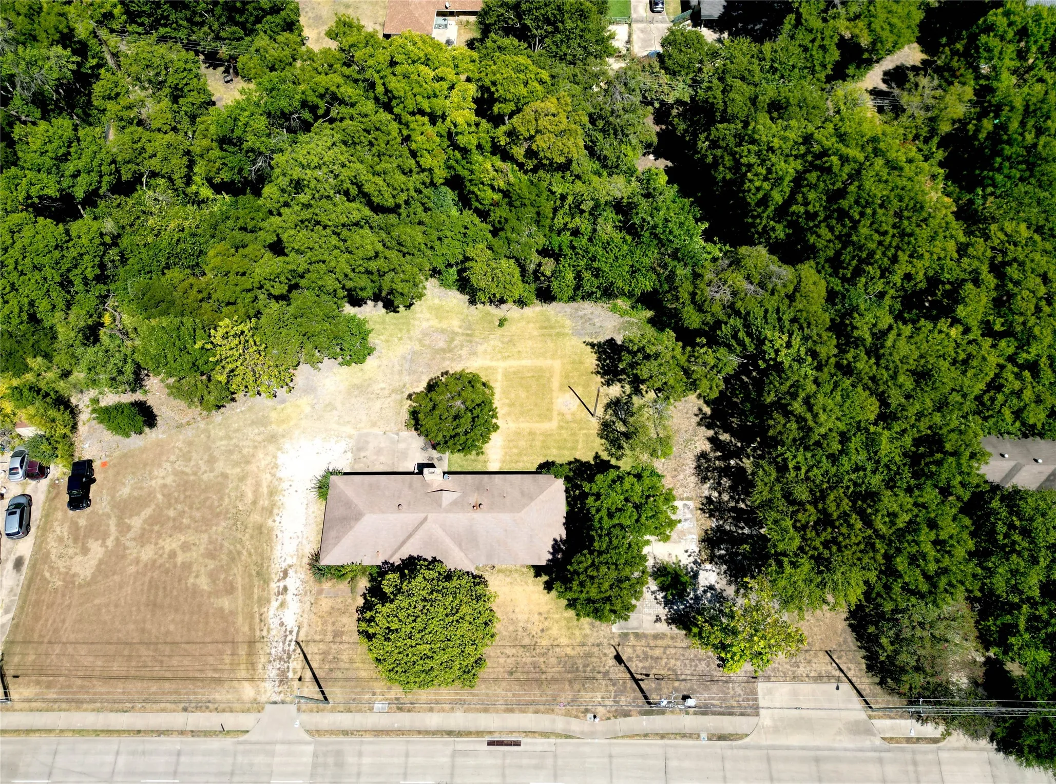 Single Family Residence For Sale in Dallas County , 1620 N Houston School Road, Lancaster, Texas 75134, 3 Bedroom, 2 Bathroom, 2 Garage spaces, 1,732 Sqft, built in 1965, mls#21365878, Real Estate Agent in Lancaster, Homes For Sale in Dallas county, Homes For Sale in Lancaster, Realtor in Lancaster Texas, Real Estate Brokerage Independent Realty Texas, Luminita Cordes Realtor