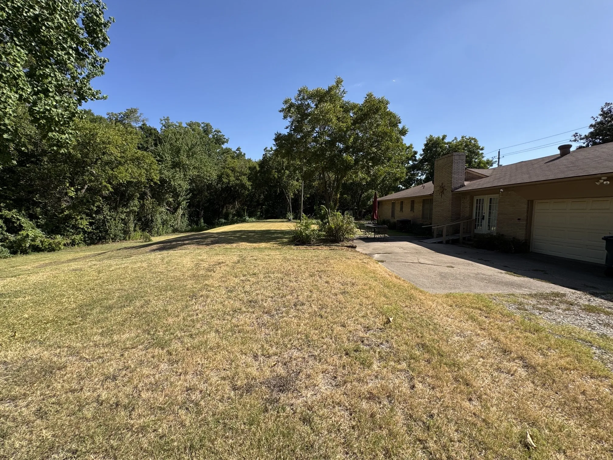 Single Family Residence For Sale in Dallas County , 1620 N Houston School Road, Lancaster, Texas 75134, 3 Bedroom, 2 Bathroom, 2 Garage spaces, 1,732 Sqft, built in 1965, mls#21365878, Real Estate Agent in Lancaster, Homes For Sale in Dallas county, Homes For Sale in Lancaster, Realtor in Lancaster Texas, Real Estate Brokerage Independent Realty Texas, Luminita Cordes Realtor