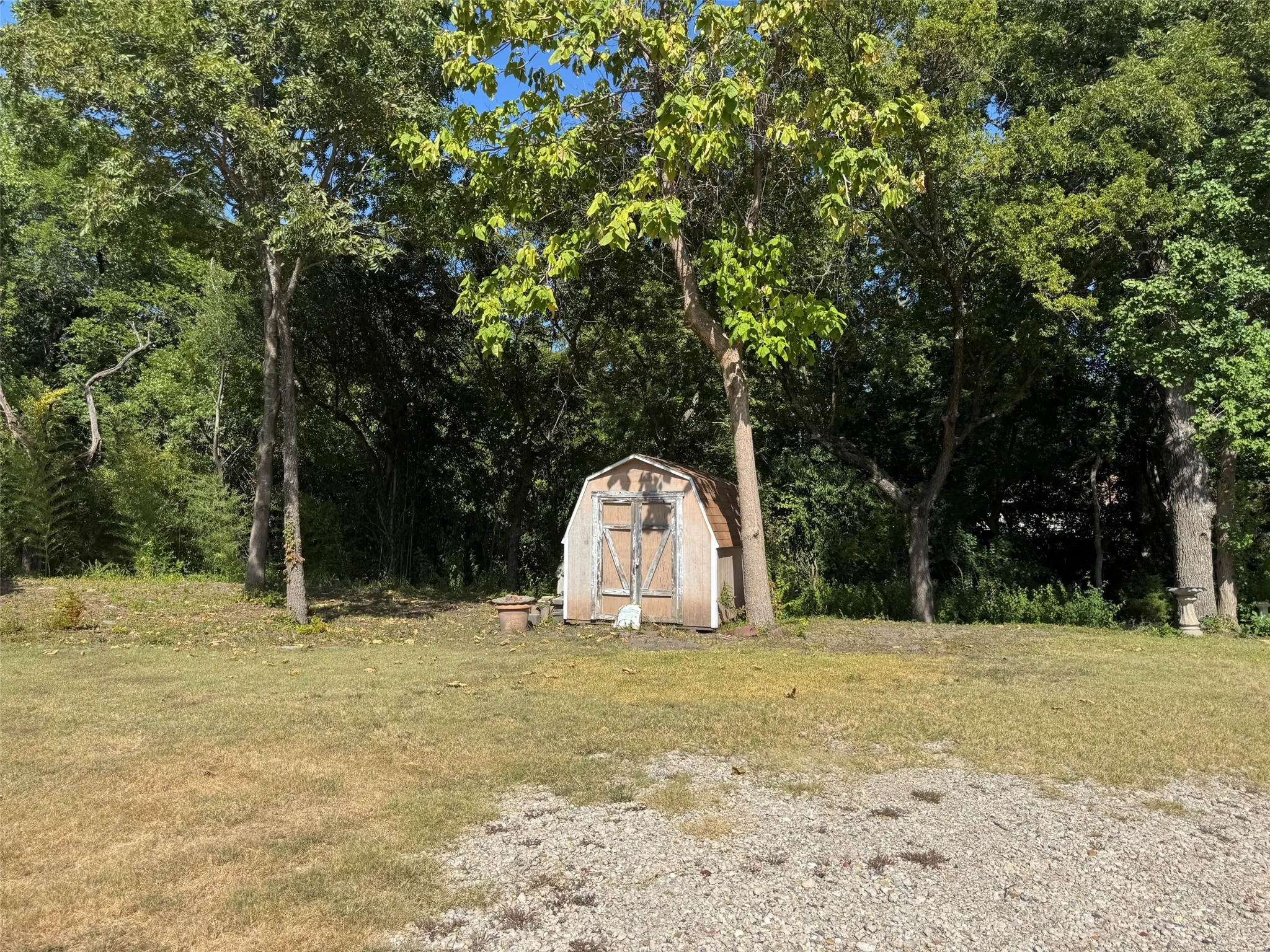 Single Family Residence For Sale in Dallas County , 1620 N Houston School Road, Lancaster, Texas 75134, 3 Bedroom, 2 Bathroom, 2 Garage spaces, 1,732 Sqft, built in 1965, mls#21365878, Real Estate Agent in Lancaster, Homes For Sale in Dallas county, Homes For Sale in Lancaster, Realtor in Lancaster Texas, Real Estate Brokerage Independent Realty Texas, Luminita Cordes Realtor