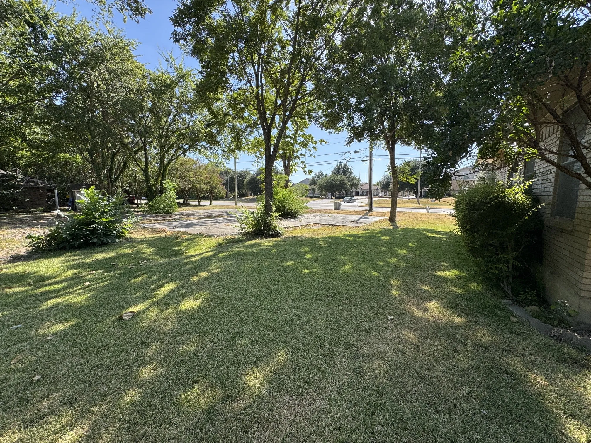 Single Family Residence For Sale in Dallas County , 1620 N Houston School Road, Lancaster, Texas 75134, 3 Bedroom, 2 Bathroom, 2 Garage spaces, 1,732 Sqft, built in 1965, mls#21365878, Real Estate Agent in Lancaster, Homes For Sale in Dallas county, Homes For Sale in Lancaster, Realtor in Lancaster Texas, Real Estate Brokerage Independent Realty Texas, Luminita Cordes Realtor