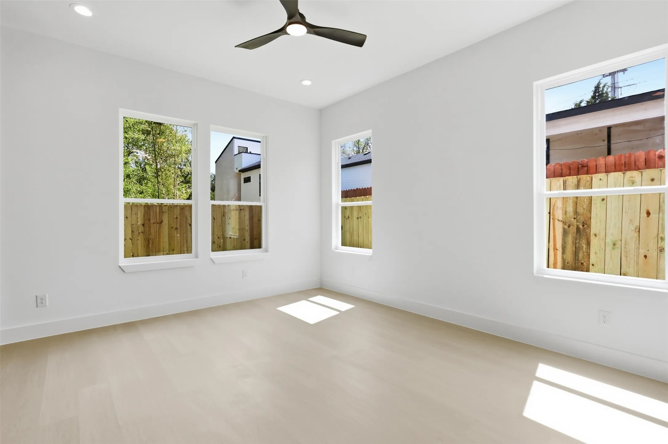 Single Family Residence For Sale in Dallas County , 1414 Doyle Avenue, Dallas, Texas 75203, 4 Bedroom, 3 Bathroom, 2 Garage spaces, 2,440 Sqft, built in 2026, mls#21364744, Real Estate Agent in Dallas, Homes For Sale in Dallas county, Homes For Sale in Dallas, Realtor in Dallas Texas, Real Estate Brokerage Independent Realty Texas, Luminita Cordes Realtor