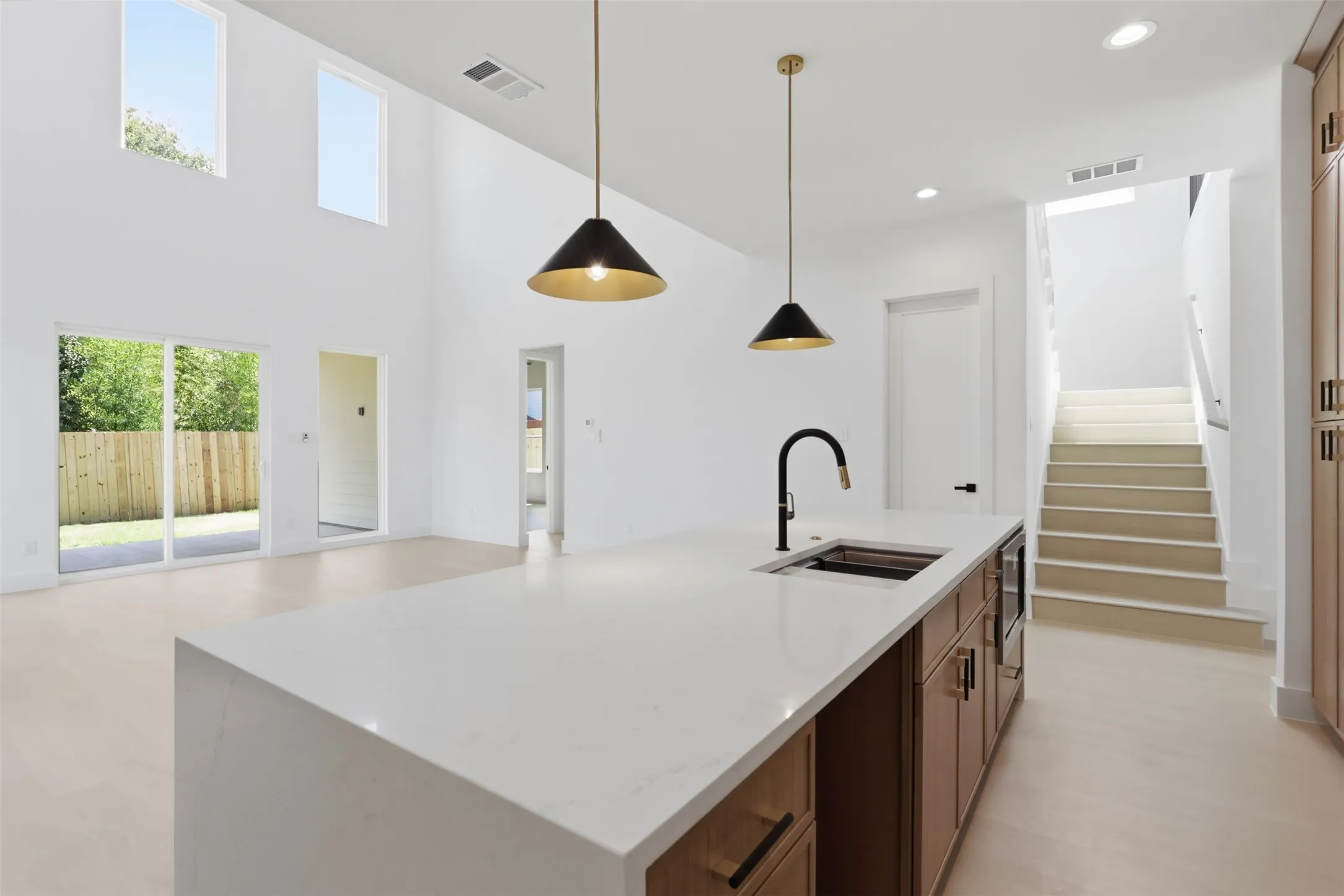 Single Family Residence For Sale in Dallas County , 1414 Doyle Avenue, Dallas, Texas 75203, 4 Bedroom, 3 Bathroom, 2 Garage spaces, 2,440 Sqft, built in 2026, mls#21364744, Real Estate Agent in Dallas, Homes For Sale in Dallas county, Homes For Sale in Dallas, Realtor in Dallas Texas, Real Estate Brokerage Independent Realty Texas, Luminita Cordes Realtor