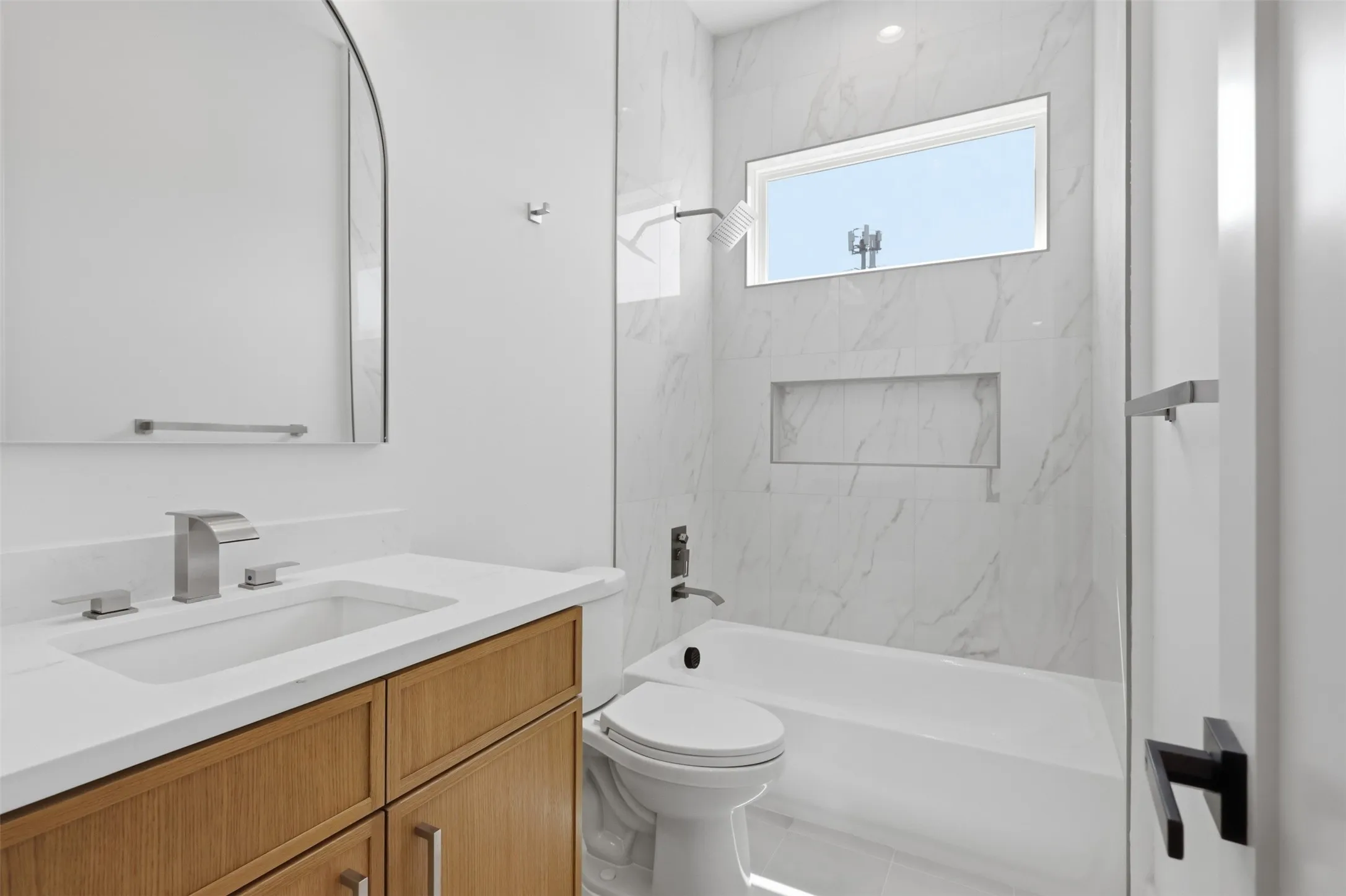 Single Family Residence For Sale in Dallas County , 1414 Doyle Avenue, Dallas, Texas 75203, 4 Bedroom, 3 Bathroom, 2 Garage spaces, 2,440 Sqft, built in 2026, mls#21364744, Real Estate Agent in Dallas, Homes For Sale in Dallas county, Homes For Sale in Dallas, Realtor in Dallas Texas, Real Estate Brokerage Independent Realty Texas, Luminita Cordes Realtor