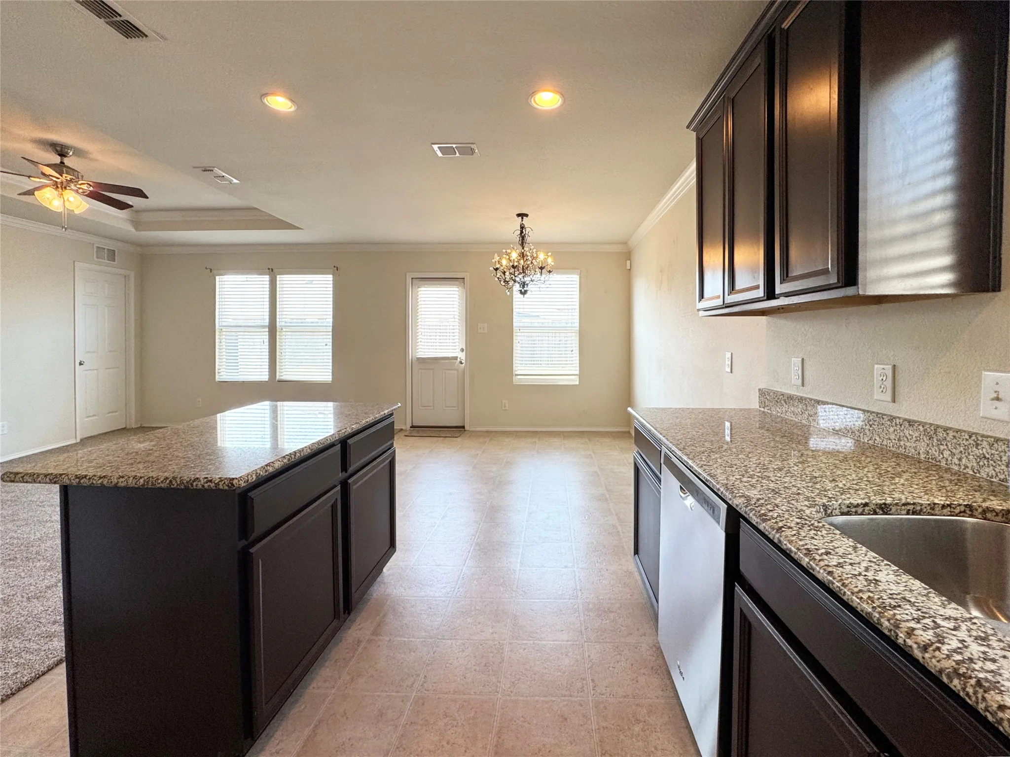 Single Family Residence For Rent in Denton County , 3020 Manuel Creek Drive, Little Elm, Texas 75068, 3 Bedroom, 2 Bathroom, 2 Garage spaces, 1,443 Sqft, built in 2016, mls#21365835, Real Estate Agent in Little Elm, Homes For Rent in Denton county, Homes For Rent in Little Elm, Realtor in Little Elm Texas, Real Estate Brokerage Independent Realty Texas, Luminita Cordes Realtor