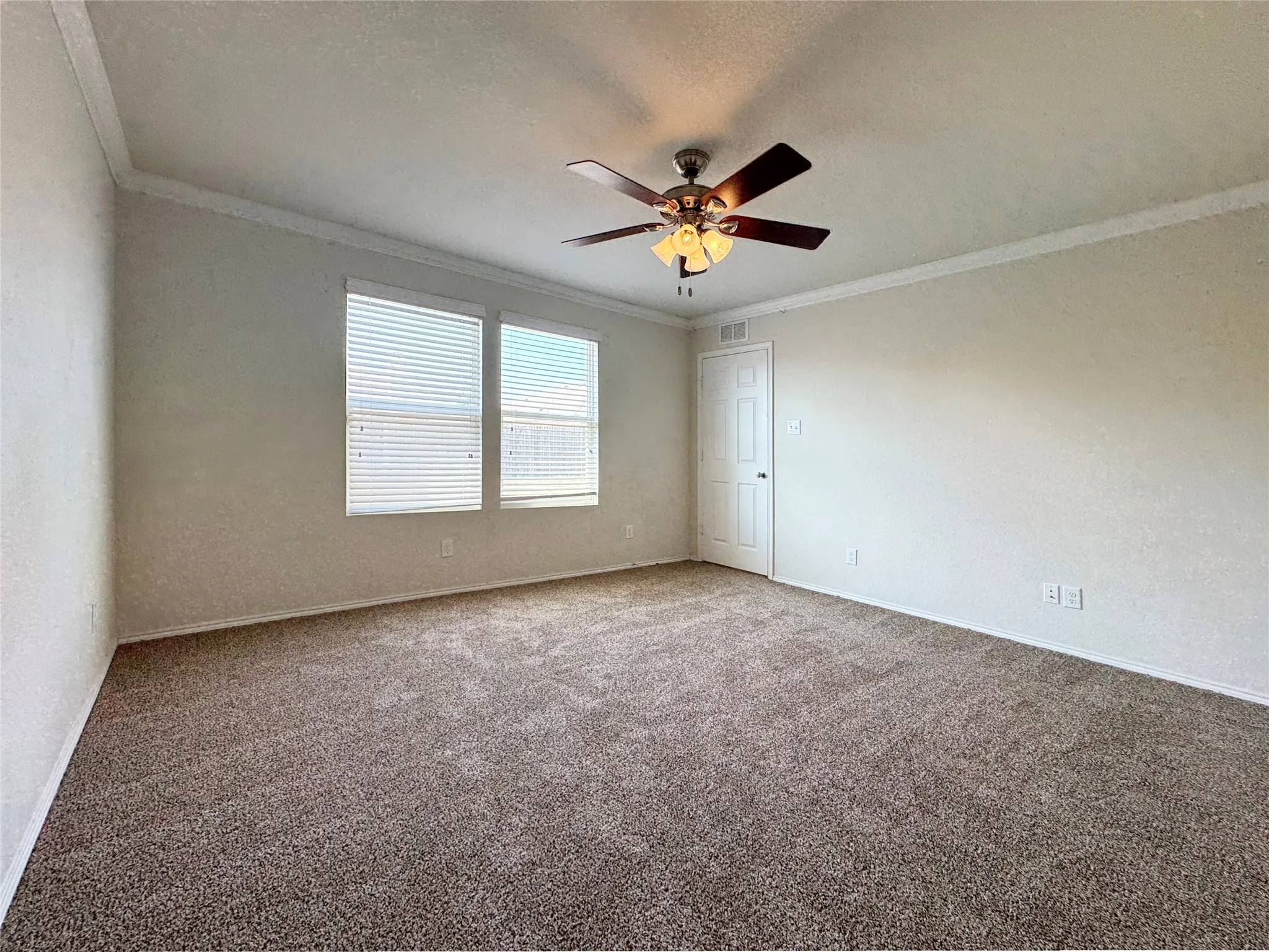 Single Family Residence For Rent in Denton County , 3020 Manuel Creek Drive, Little Elm, Texas 75068, 3 Bedroom, 2 Bathroom, 2 Garage spaces, 1,443 Sqft, built in 2016, mls#21365835, Real Estate Agent in Little Elm, Homes For Rent in Denton county, Homes For Rent in Little Elm, Realtor in Little Elm Texas, Real Estate Brokerage Independent Realty Texas, Luminita Cordes Realtor