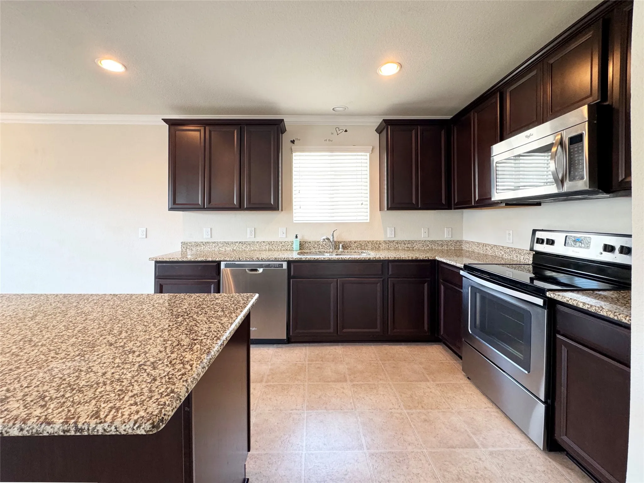 Single Family Residence For Rent in Denton County , 3020 Manuel Creek Drive, Little Elm, Texas 75068, 3 Bedroom, 2 Bathroom, 2 Garage spaces, 1,443 Sqft, built in 2016, mls#21365835, Real Estate Agent in Little Elm, Homes For Rent in Denton county, Homes For Rent in Little Elm, Realtor in Little Elm Texas, Real Estate Brokerage Independent Realty Texas, Luminita Cordes Realtor