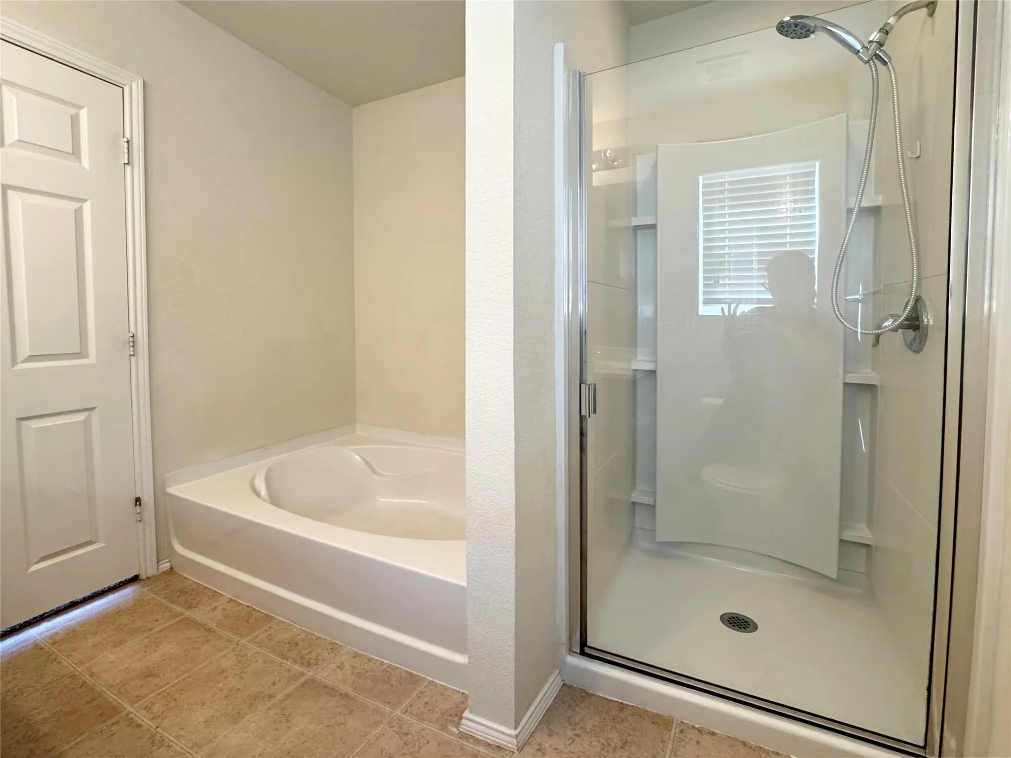 Single Family Residence For Rent in Denton County , 3020 Manuel Creek Drive, Little Elm, Texas 75068, 3 Bedroom, 2 Bathroom, 2 Garage spaces, 1,443 Sqft, built in 2016, mls#21365835, Real Estate Agent in Little Elm, Homes For Rent in Denton county, Homes For Rent in Little Elm, Realtor in Little Elm Texas, Real Estate Brokerage Independent Realty Texas, Luminita Cordes Realtor