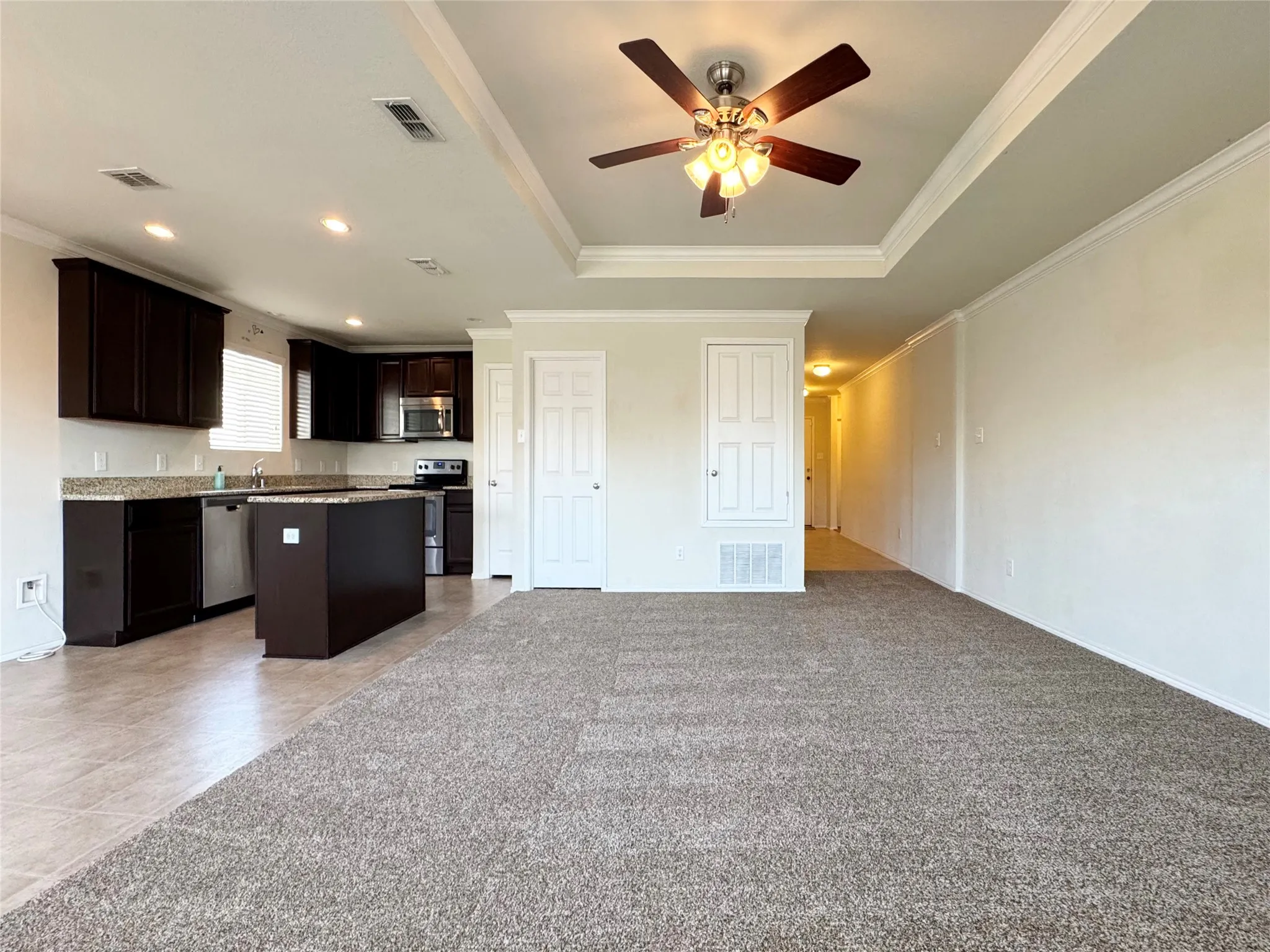Single Family Residence For Rent in Denton County , 3020 Manuel Creek Drive, Little Elm, Texas 75068, 3 Bedroom, 2 Bathroom, 2 Garage spaces, 1,443 Sqft, built in 2016, mls#21365835, Real Estate Agent in Little Elm, Homes For Rent in Denton county, Homes For Rent in Little Elm, Realtor in Little Elm Texas, Real Estate Brokerage Independent Realty Texas, Luminita Cordes Realtor