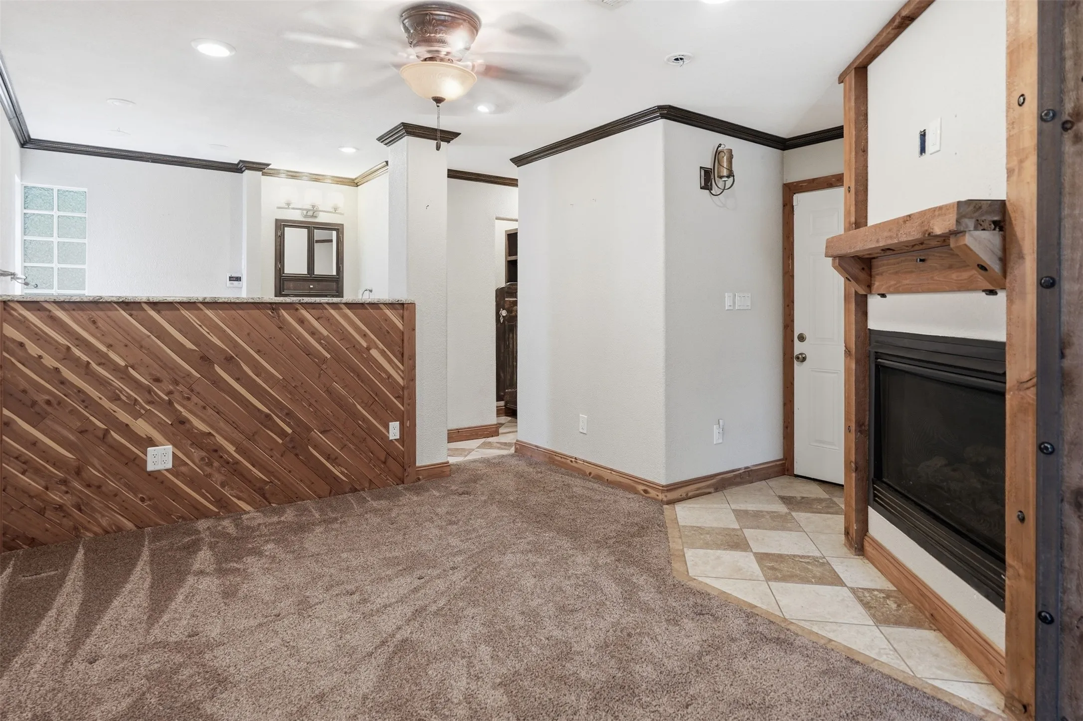 Single Family Residence For Sale in Tarrant County , 1218 Diana Drive, Arlington, Texas 76011, 3 Bedroom, 2 Bathroom, Garage spaces, 1,467 Sqft, built in 1958, mls#21365907, Real Estate Agent in Arlington, Homes For Sale in Tarrant county, Homes For Sale in Arlington, Realtor in Arlington Texas, Real Estate Brokerage Independent Realty Texas, Luminita Cordes Realtor