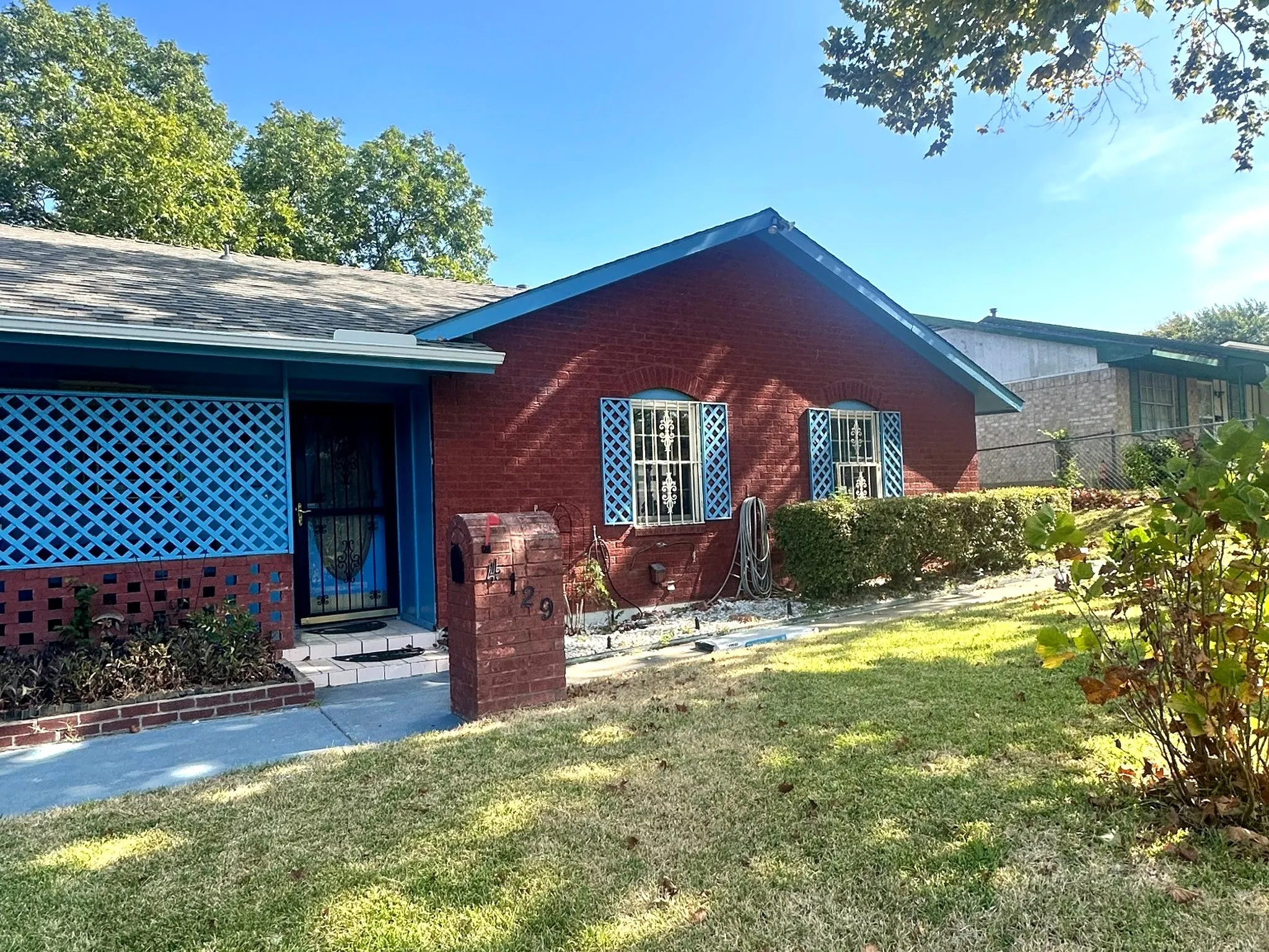 Single Family Residence For Sale in Dallas County , 4129 Clark College Drive, Dallas, Texas 75241, 3 Bedroom, 1 Bathroom, Garage spaces, 1,330 Sqft, built in 1972, mls#21365847, Real Estate Agent in Dallas, Homes For Sale in Dallas county, Homes For Sale in Dallas, Realtor in Dallas Texas, Real Estate Brokerage Independent Realty Texas, Luminita Cordes Realtor
