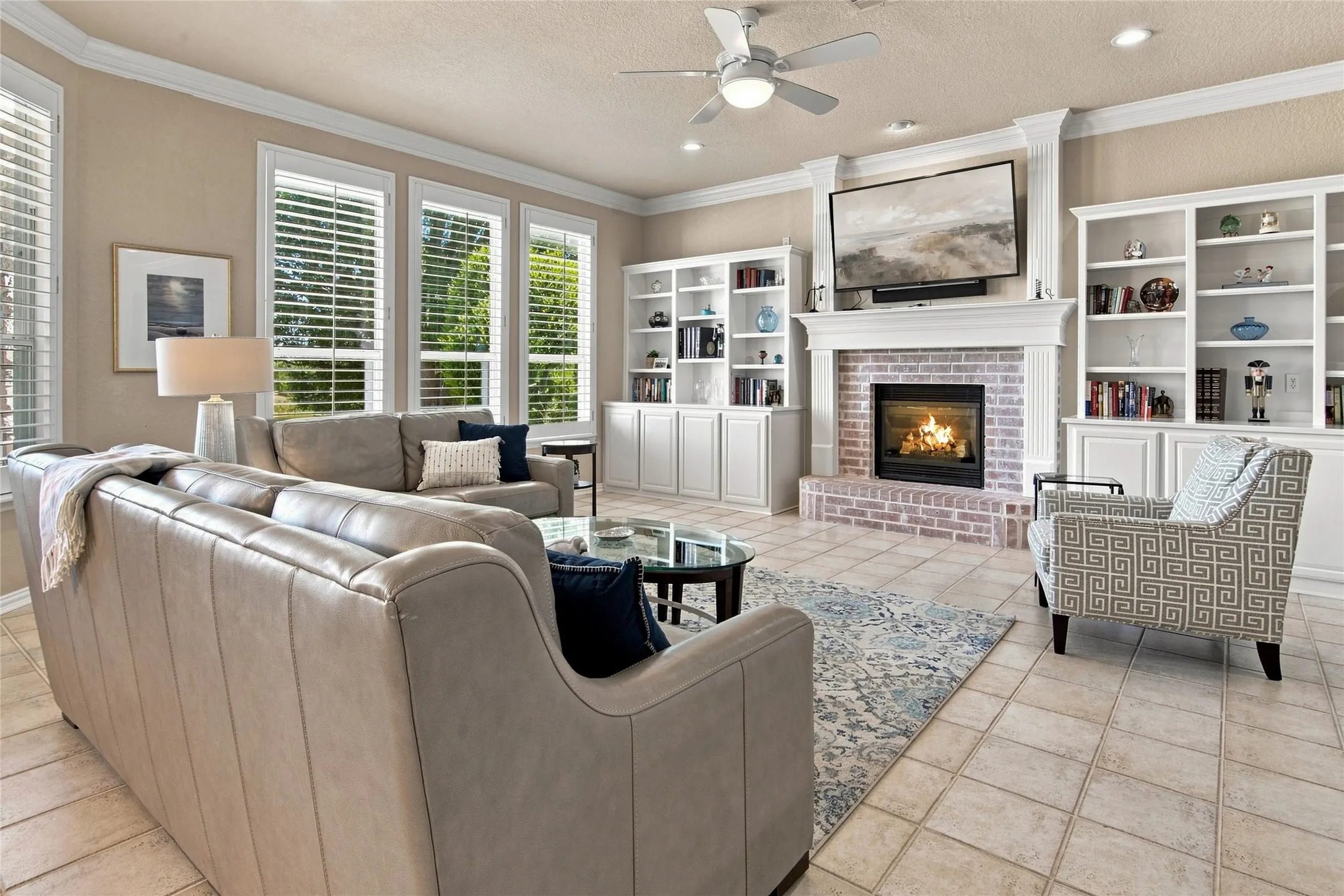 Single Family Residence For Sale in Tarrant County , 7613 Royal Troon Drive, Fort Worth, Texas 76179, 3 Bedroom, 4 Bathroom, 2 Garage spaces, 3,271 Sqft, built in 1998, mls#21364537, Real Estate Agent in Fort Worth, Homes For Sale in Tarrant county, Homes For Sale in Fort Worth, Realtor in Fort Worth Texas, Real Estate Brokerage Independent Realty Texas, Luminita Cordes Realtor
