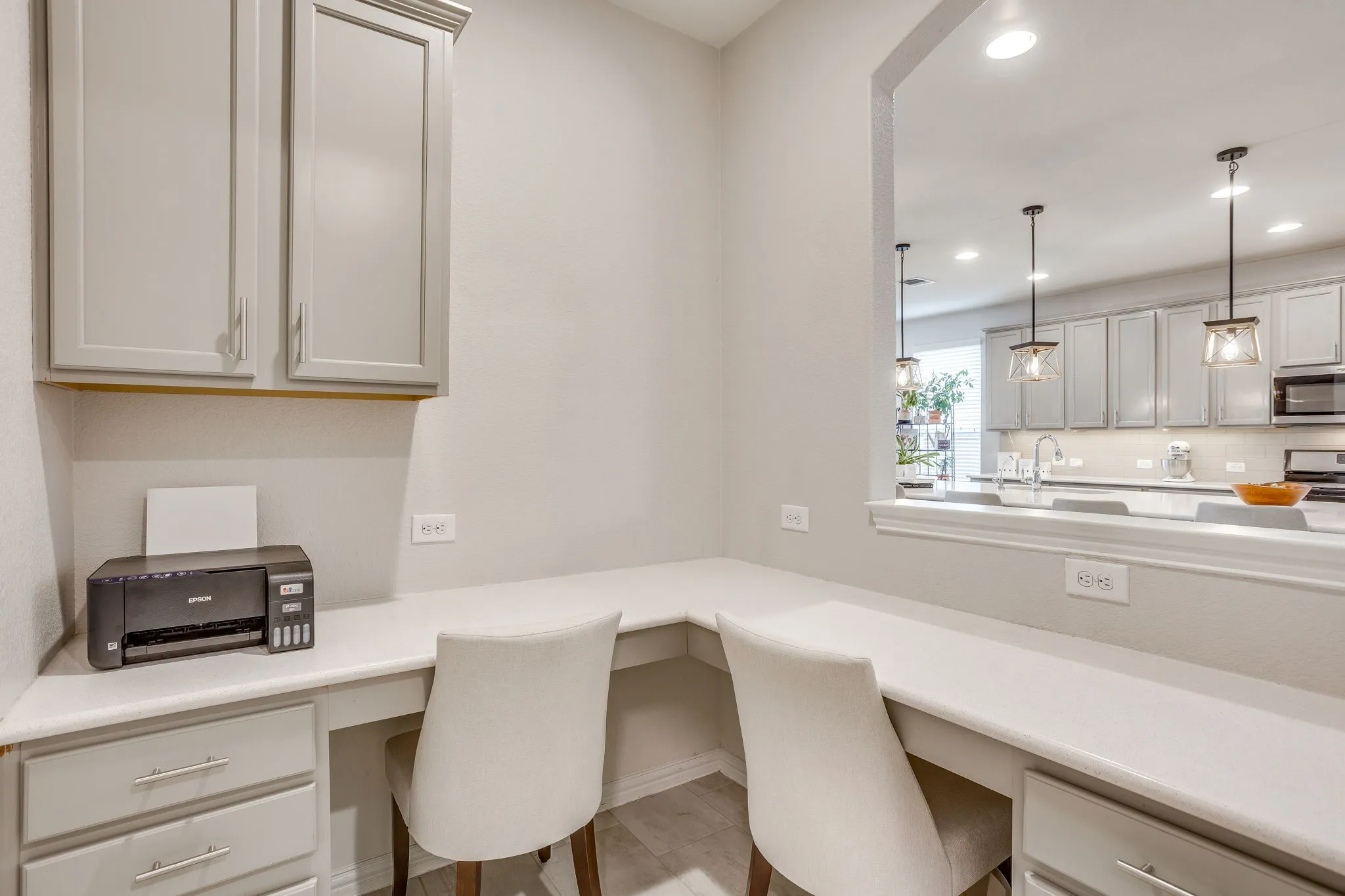 Single Family Residence For Sale in Johnson County , 3508 Weyburn Drive, Mansfield, Texas 76084, 4 Bedroom, 3 Bathroom, 2 Garage spaces, 3,152 Sqft, built in 2018, mls#21362728, Real Estate Agent in Mansfield, Homes For Sale in Johnson county, Homes For Sale in Mansfield, Realtor in Mansfield Texas, Real Estate Brokerage Independent Realty Texas, Luminita Cordes Realtor
