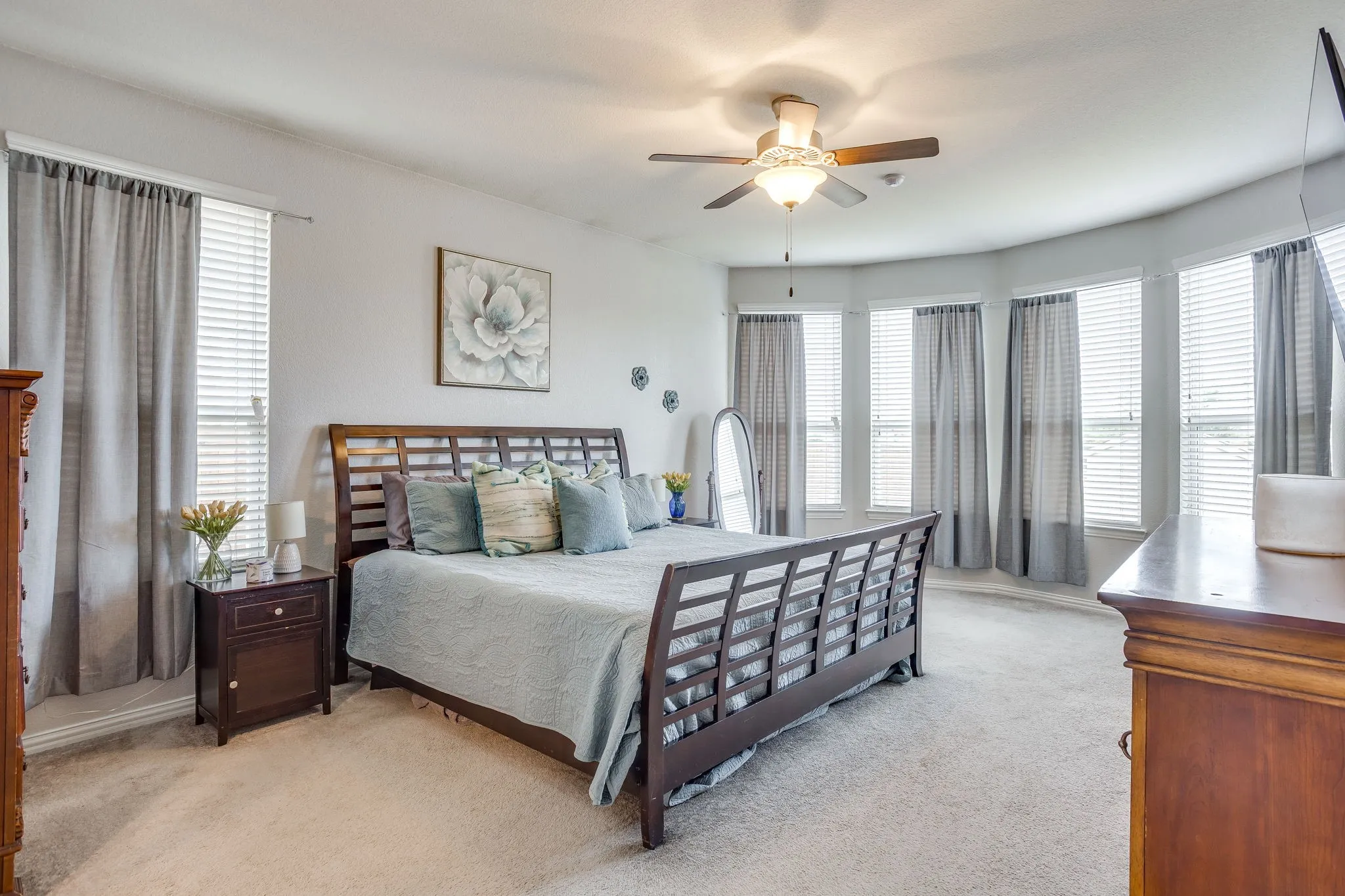 Single Family Residence For Sale in Johnson County , 3508 Weyburn Drive, Mansfield, Texas 76084, 4 Bedroom, 3 Bathroom, 2 Garage spaces, 3,152 Sqft, built in 2018, mls#21362728, Real Estate Agent in Mansfield, Homes For Sale in Johnson county, Homes For Sale in Mansfield, Realtor in Mansfield Texas, Real Estate Brokerage Independent Realty Texas, Luminita Cordes Realtor