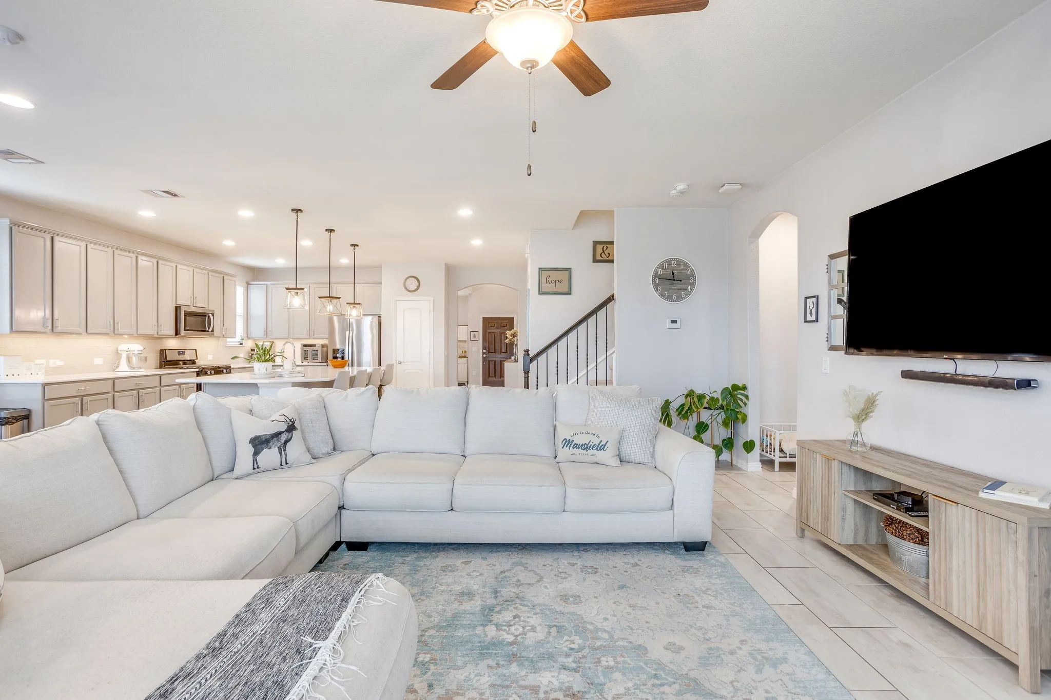 Single Family Residence For Sale in Johnson County , 3508 Weyburn Drive, Mansfield, Texas 76084, 4 Bedroom, 3 Bathroom, 2 Garage spaces, 3,152 Sqft, built in 2018, mls#21362728, Real Estate Agent in Mansfield, Homes For Sale in Johnson county, Homes For Sale in Mansfield, Realtor in Mansfield Texas, Real Estate Brokerage Independent Realty Texas, Luminita Cordes Realtor