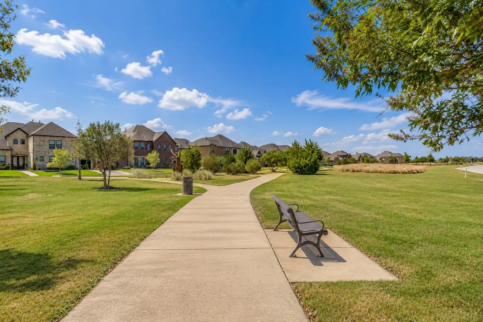 Single Family Residence For Sale in Johnson County , 3508 Weyburn Drive, Mansfield, Texas 76084, 4 Bedroom, 3 Bathroom, 2 Garage spaces, 3,152 Sqft, built in 2018, mls#21362728, Real Estate Agent in Mansfield, Homes For Sale in Johnson county, Homes For Sale in Mansfield, Realtor in Mansfield Texas, Real Estate Brokerage Independent Realty Texas, Luminita Cordes Realtor