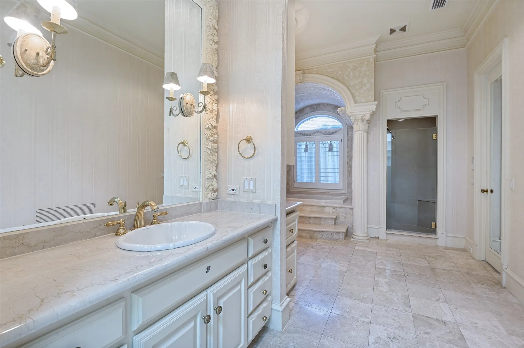 Single Family Residence For Sale in Collin County , 5544 Riverton Court, Plano, Texas 75093, 4 Bedroom, 5 Bathroom, 3 Garage spaces, 5,015 Sqft, built in 1994, mls#21365743, Real Estate Agent in Plano, Homes For Sale in Collin county, Homes For Sale in Plano, Realtor in Plano Texas, Real Estate Brokerage Independent Realty Texas, Luminita Cordes Realtor