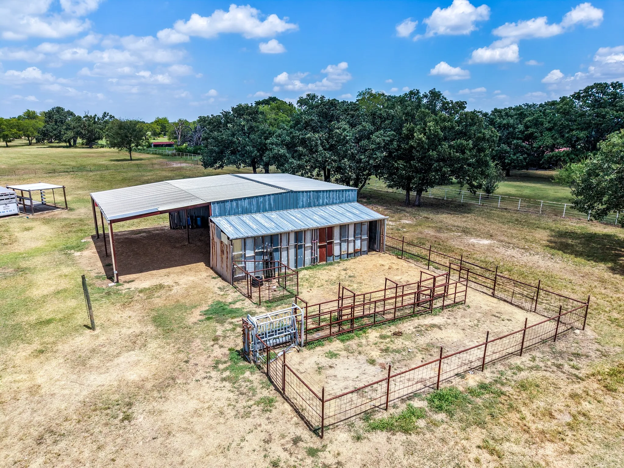 Single Family Residence For Sale in Rains County , 3503 State Highway 276, Emory, Texas 75440, 3 Bedroom, 2 Bathroom, 2 Garage spaces, 2,253 Sqft, built in 2008, mls#21365829, Real Estate Agent in Emory, Homes For Sale in Rains county, Homes For Sale in Emory, Realtor in Emory Texas, Real Estate Brokerage Independent Realty Texas, Luminita Cordes Realtor