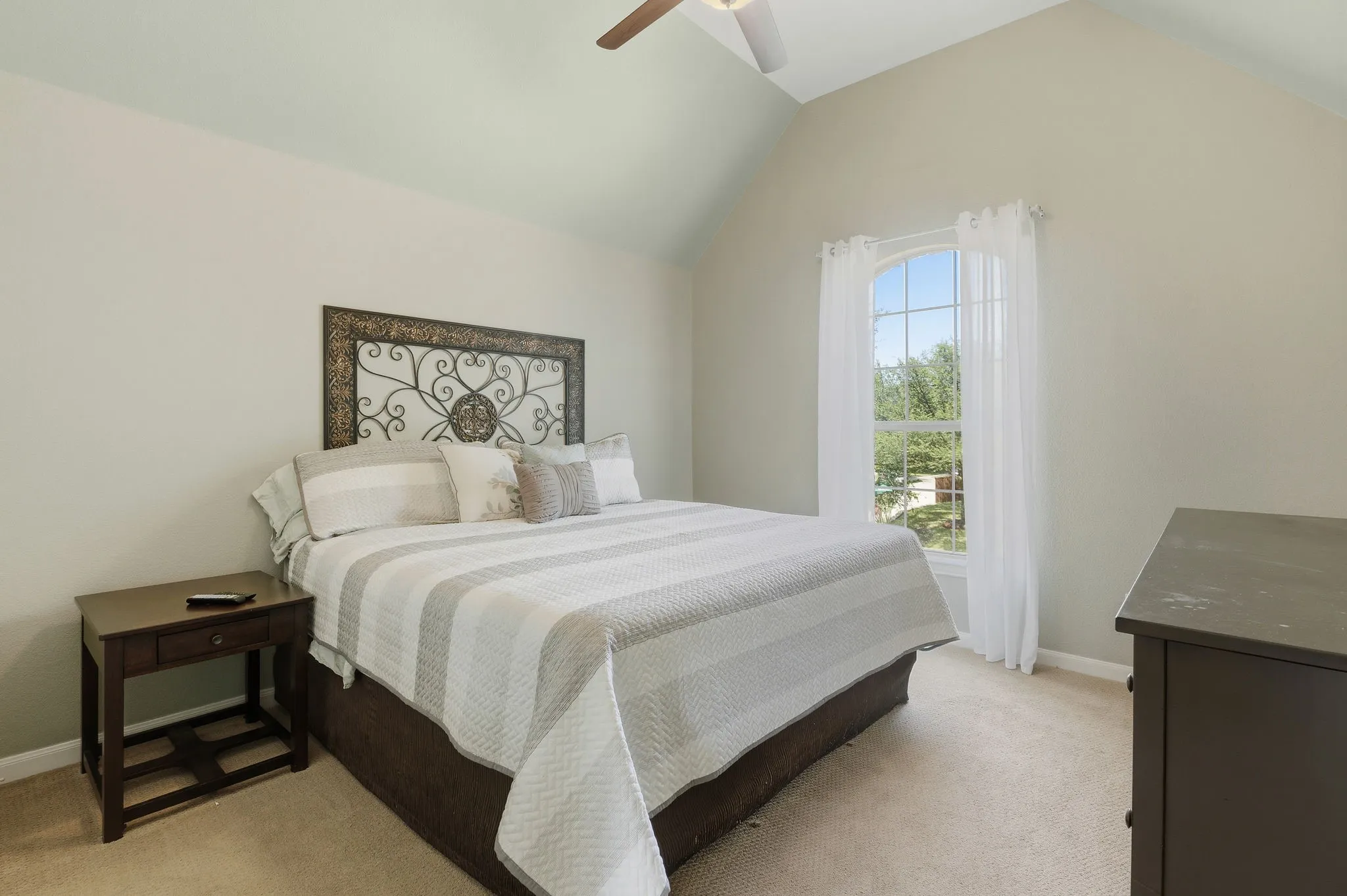 Single Family Residence For Sale in Collin County , 1000 Monticello Drive, Prosper, Texas 75078, 4 Bedroom, 3 Bathroom, 3 Garage spaces, 3,908 Sqft, built in 2005, mls#21356495, Real Estate Agent in Prosper, Homes For Sale in Collin county, Homes For Sale in Prosper, Realtor in Prosper Texas, Real Estate Brokerage Independent Realty Texas, Luminita Cordes Realtor