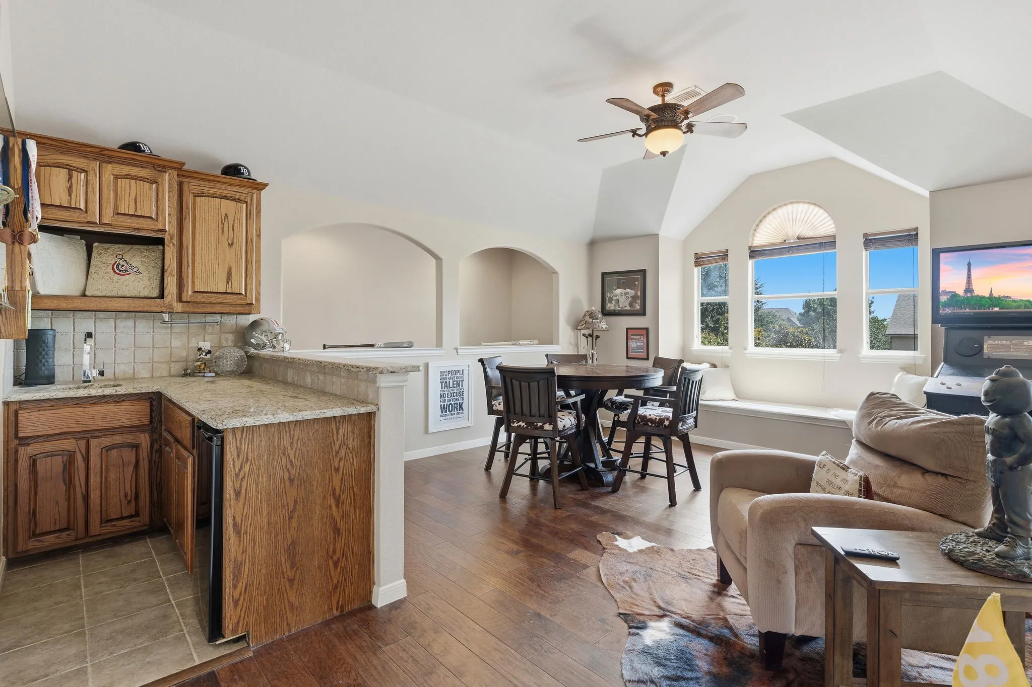 Single Family Residence For Sale in Collin County , 1000 Monticello Drive, Prosper, Texas 75078, 4 Bedroom, 3 Bathroom, 3 Garage spaces, 3,908 Sqft, built in 2005, mls#21356495, Real Estate Agent in Prosper, Homes For Sale in Collin county, Homes For Sale in Prosper, Realtor in Prosper Texas, Real Estate Brokerage Independent Realty Texas, Luminita Cordes Realtor