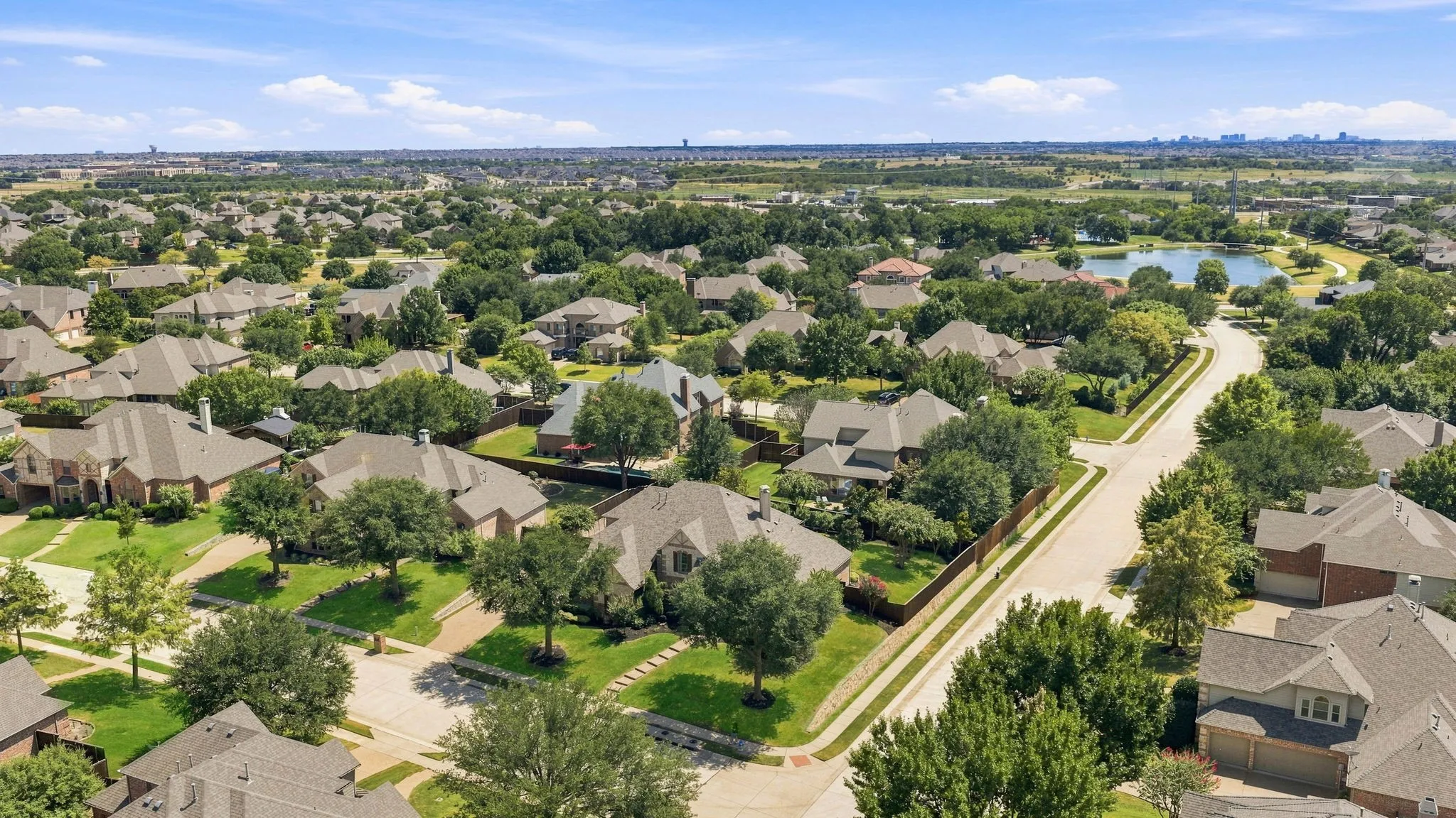 Single Family Residence For Sale in Collin County , 1000 Monticello Drive, Prosper, Texas 75078, 4 Bedroom, 3 Bathroom, 3 Garage spaces, 3,908 Sqft, built in 2005, mls#21356495, Real Estate Agent in Prosper, Homes For Sale in Collin county, Homes For Sale in Prosper, Realtor in Prosper Texas, Real Estate Brokerage Independent Realty Texas, Luminita Cordes Realtor