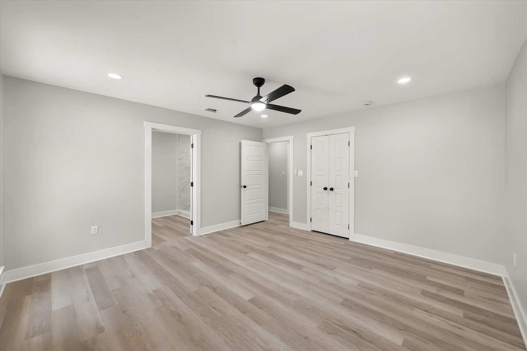 Single Family Residence For Sale in Navarro County , 1003 Woodcastle Drive, Corsicana, Texas 75110, 3 Bedroom, 2 Bathroom, Garage spaces, 2,160 Sqft, built in 1968, mls#21363782, Real Estate Agent in Corsicana, Homes For Sale in Navarro county, Homes For Sale in Corsicana, Realtor in Corsicana Texas, Real Estate Brokerage Independent Realty Texas, Luminita Cordes Realtor
