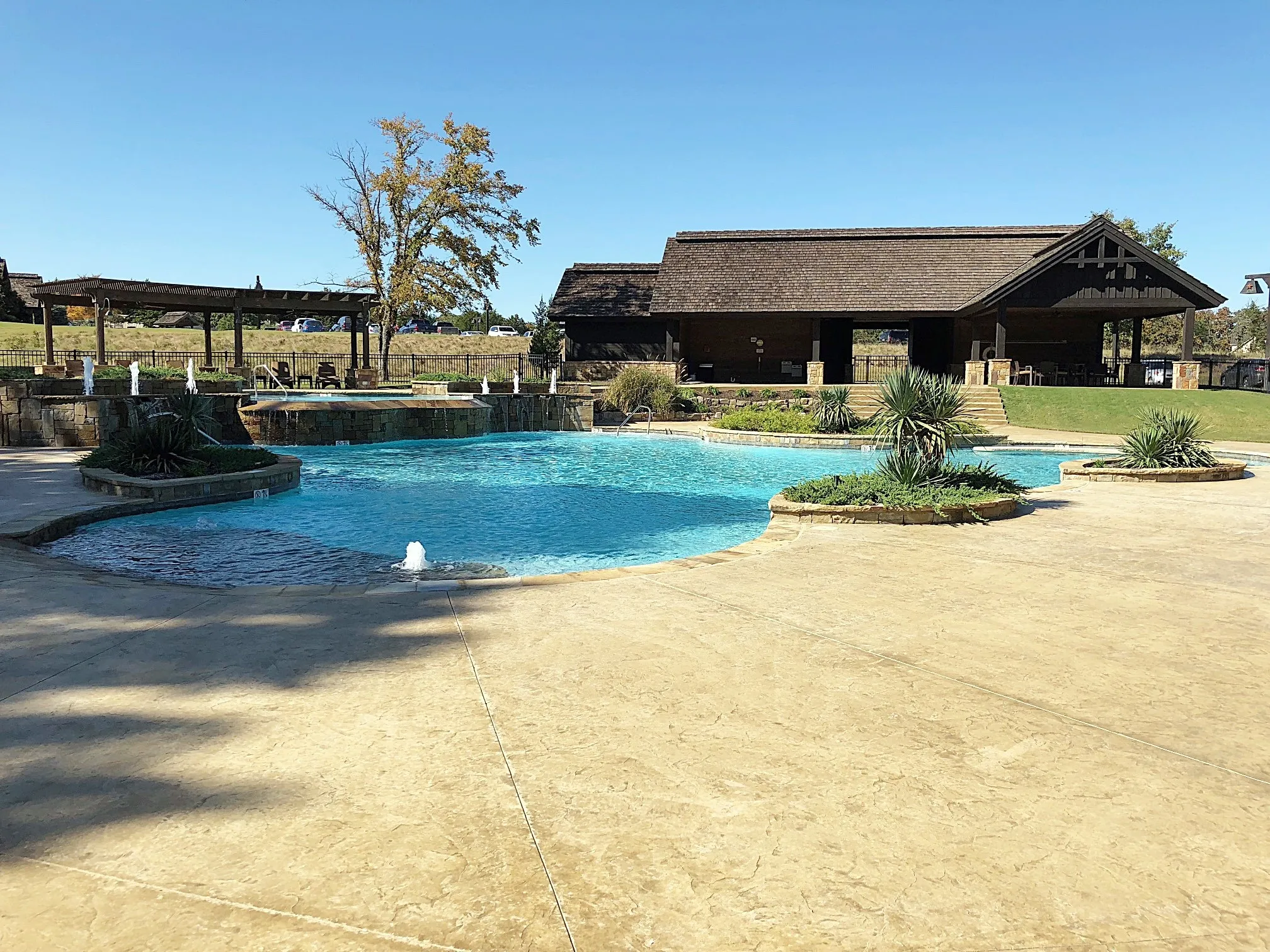 Single Family Residence For Sale in Grayson County , 87 Castle Pines Circle, Gordonville, Texas 76245, 4 Bedroom, 4 Bathroom, 2 Garage spaces, 3,657 Sqft, built in 2013, mls#21365099, Real Estate Agent in Gordonville, Homes For Sale in Grayson county, Homes For Sale in Gordonville, Realtor in Gordonville Texas, Real Estate Brokerage Independent Realty Texas, Luminita Cordes Realtor