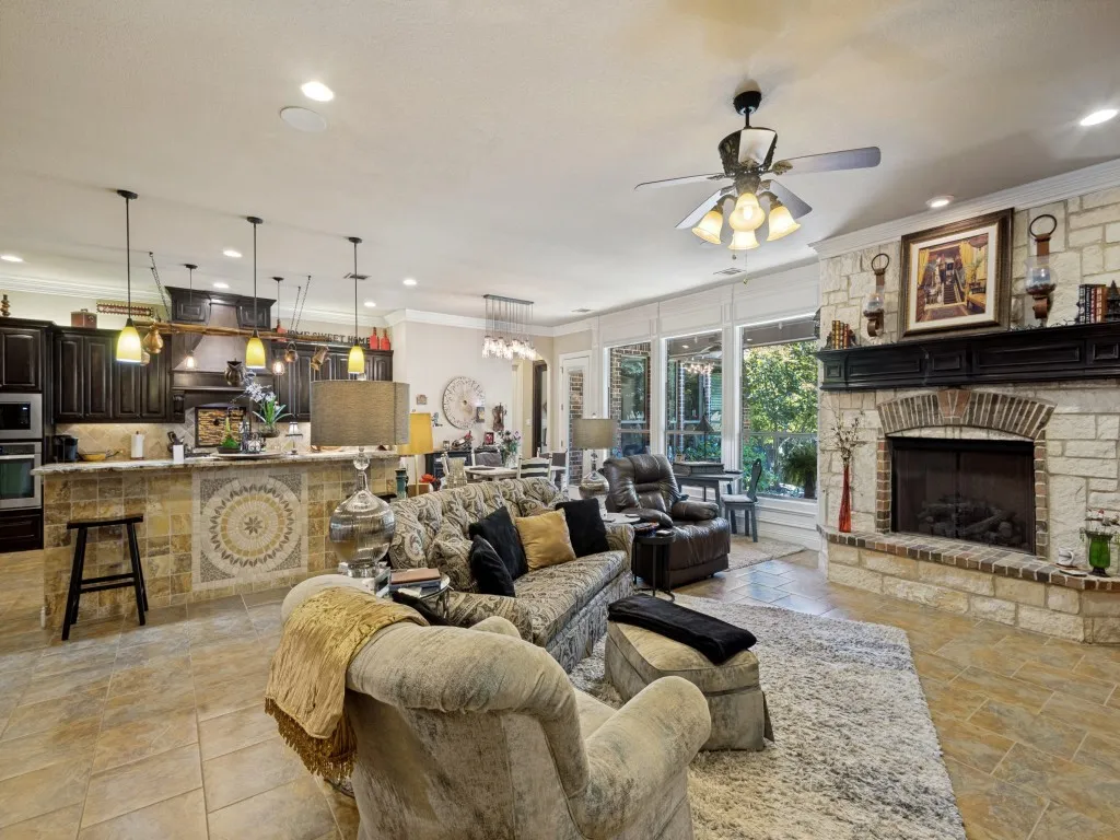 Single Family Residence For Sale in Grayson County , 87 Castle Pines Circle, Gordonville, Texas 76245, 4 Bedroom, 4 Bathroom, 2 Garage spaces, 3,657 Sqft, built in 2013, mls#21365099, Real Estate Agent in Gordonville, Homes For Sale in Grayson county, Homes For Sale in Gordonville, Realtor in Gordonville Texas, Real Estate Brokerage Independent Realty Texas, Luminita Cordes Realtor