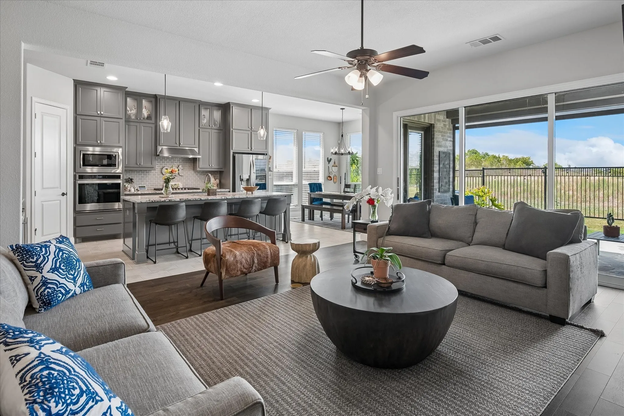Single Family Residence For Sale in Denton County , 1737 Clem Castle Drive, Carrollton, Texas 75010, 5 Bedroom, 5 Bathroom, 3 Garage spaces, 3,827 Sqft, built in 2021, mls#21361280, Real Estate Agent in Carrollton, Homes For Sale in Denton county, Homes For Sale in Carrollton, Realtor in Carrollton Texas, Real Estate Brokerage Independent Realty Texas, Luminita Cordes Realtor