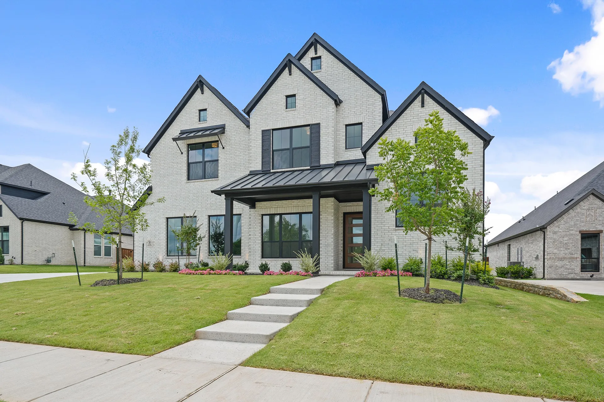 Single Family Residence For Sale in Rockwall County , 2211 Draco Drive, Rockwall, Texas 75087, 5 Bedroom, 5 Bathroom, 3 Garage spaces, 4,639 Sqft, built in 2025, mls#21365927, Real Estate Agent in Rockwall, Homes For Sale in Rockwall county, Homes For Sale in Rockwall, Realtor in Rockwall Texas, Real Estate Brokerage Independent Realty Texas, Luminita Cordes Realtor