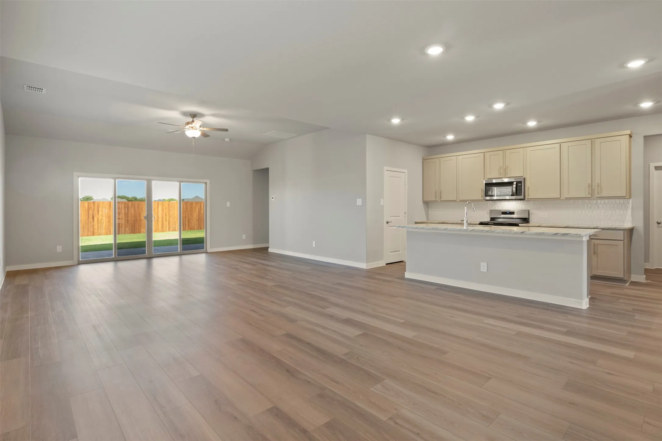 Single Family Residence For Sale in Collin County , 2220 Currents Road, Princeton, Texas 75407, 4 Bedroom, 4 Bathroom, 2 Garage spaces, 3,100 Sqft, built in 2025, mls#21365440, Real Estate Agent in Princeton, Homes For Sale in Collin county, Homes For Sale in Princeton, Realtor in Princeton Texas, Real Estate Brokerage Independent Realty Texas, Luminita Cordes Realtor