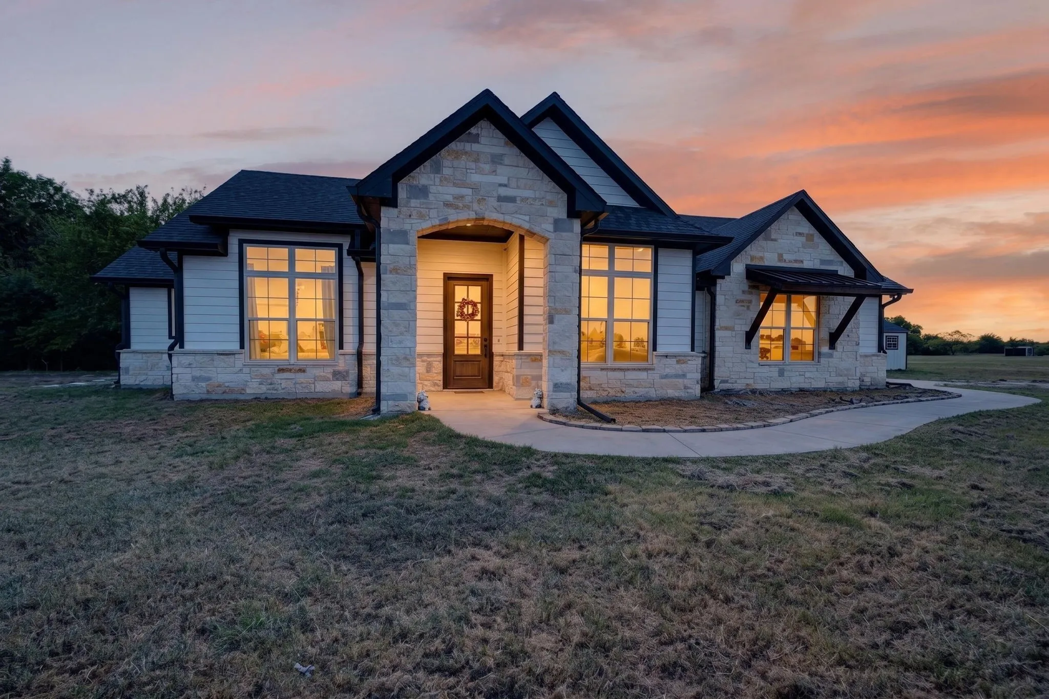 Single Family Residence For Sale in Van Zandt County , 3580 Fm 751, Wills Point, Texas 75169, 3 Bedroom, 2 Bathroom, 2 Garage spaces, 1,778 Sqft, built in 2019, mls#21337025, Real Estate Agent in Wills Point, Homes For Sale in Van Zandt county, Homes For Sale in Wills Point, Realtor in Wills Point Texas, Real Estate Brokerage Independent Realty Texas, Luminita Cordes Realtor