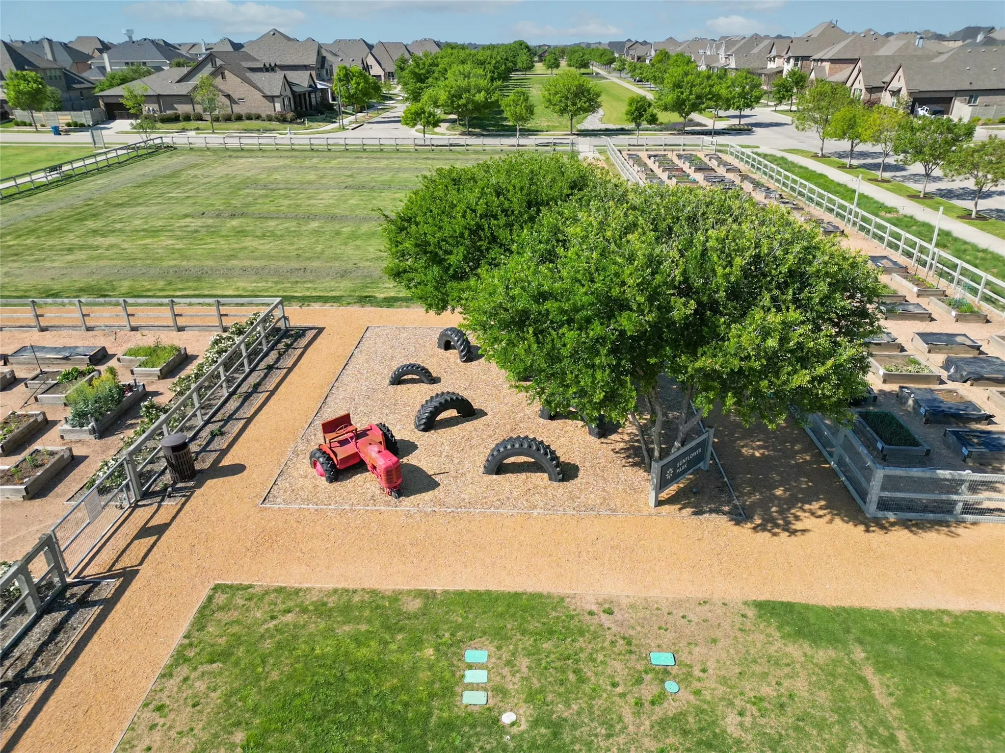 Single Family Residence For Sale in Denton County , 1421 8th Street, Argyle, Texas 76226, 5 Bedroom, 4 Bathroom, 3 Garage spaces, 3,969 Sqft, built in 2016, mls#21365386, Real Estate Agent in Argyle, Homes For Sale in Denton county, Homes For Sale in Argyle, Realtor in Argyle Texas, Real Estate Brokerage Independent Realty Texas, Luminita Cordes Realtor