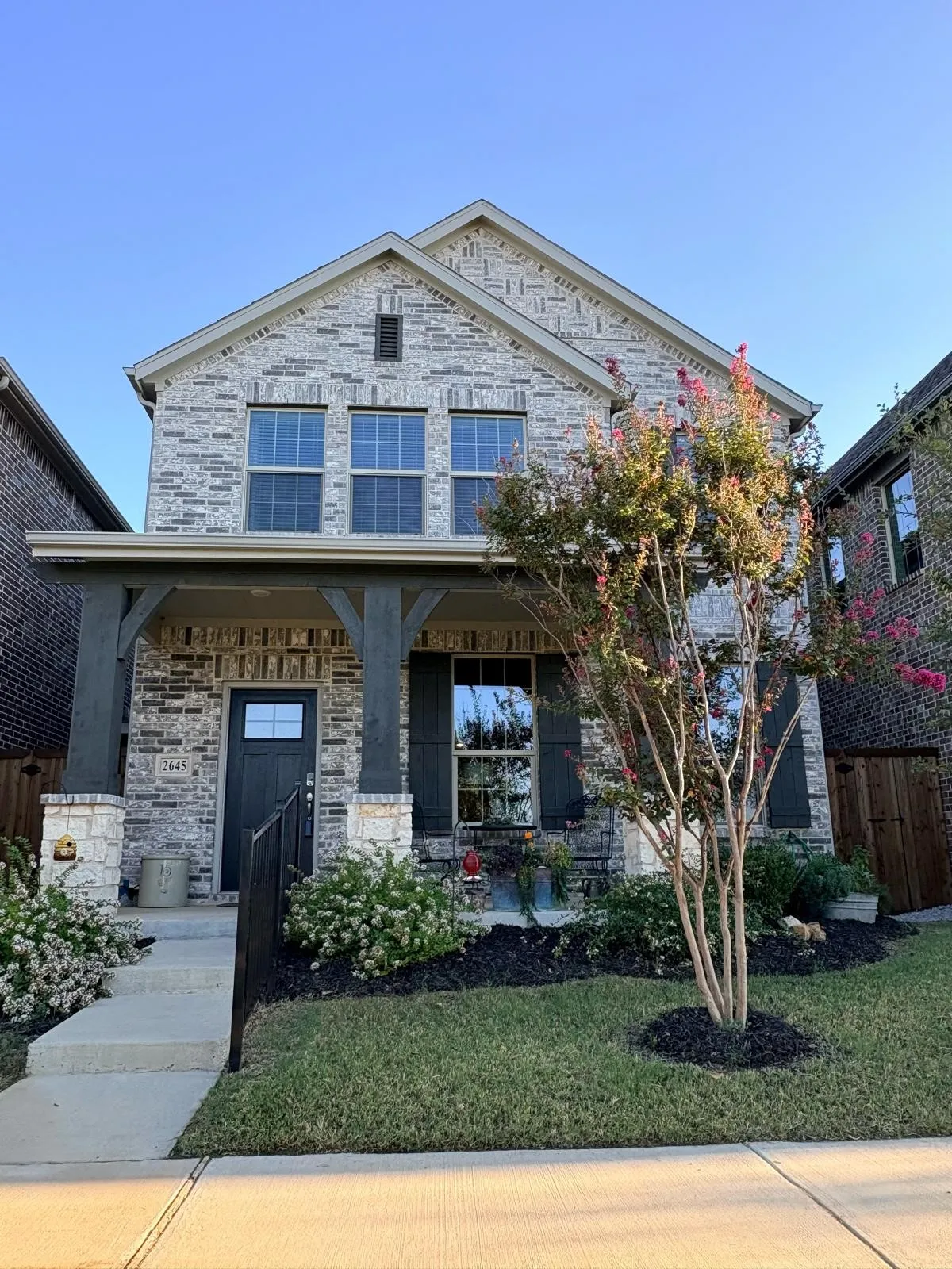 Single Family Residence For Sale in Denton County , 2645 Kings Canyon Mews, Corinth, Texas 76210, 3 Bedroom, 3 Bathroom, 2 Garage spaces, 2,240 Sqft, built in 2023, mls#21365923, Real Estate Agent in Corinth, Homes For Sale in Denton county, Homes For Sale in Corinth, Realtor in Corinth Texas, Real Estate Brokerage Independent Realty Texas, Luminita Cordes Realtor